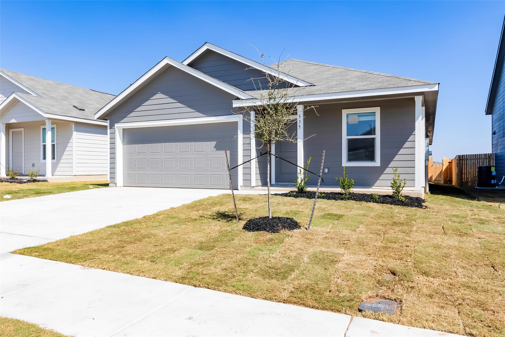 535 Paris St, Maxwell, TX 78656