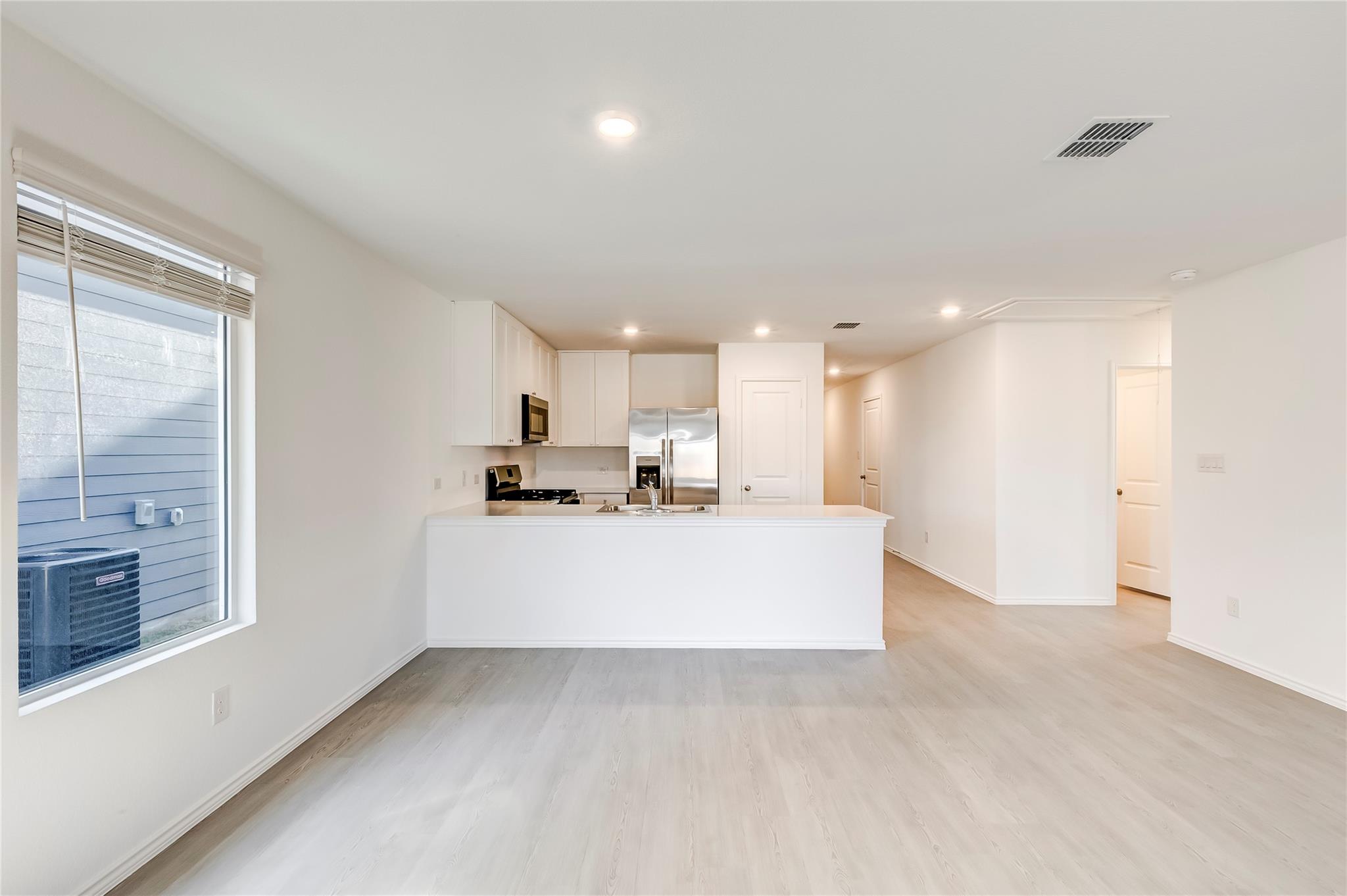 535 Paris St, Maxwell, TX 78656