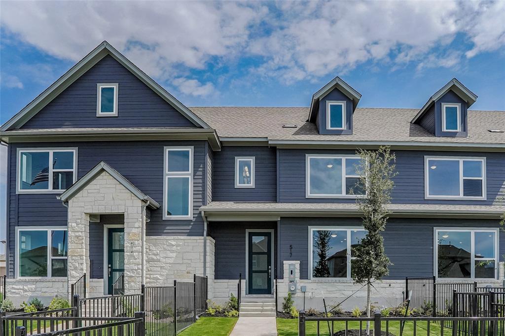 517 Emory Crossing Blvd, Hutto, TX 78634