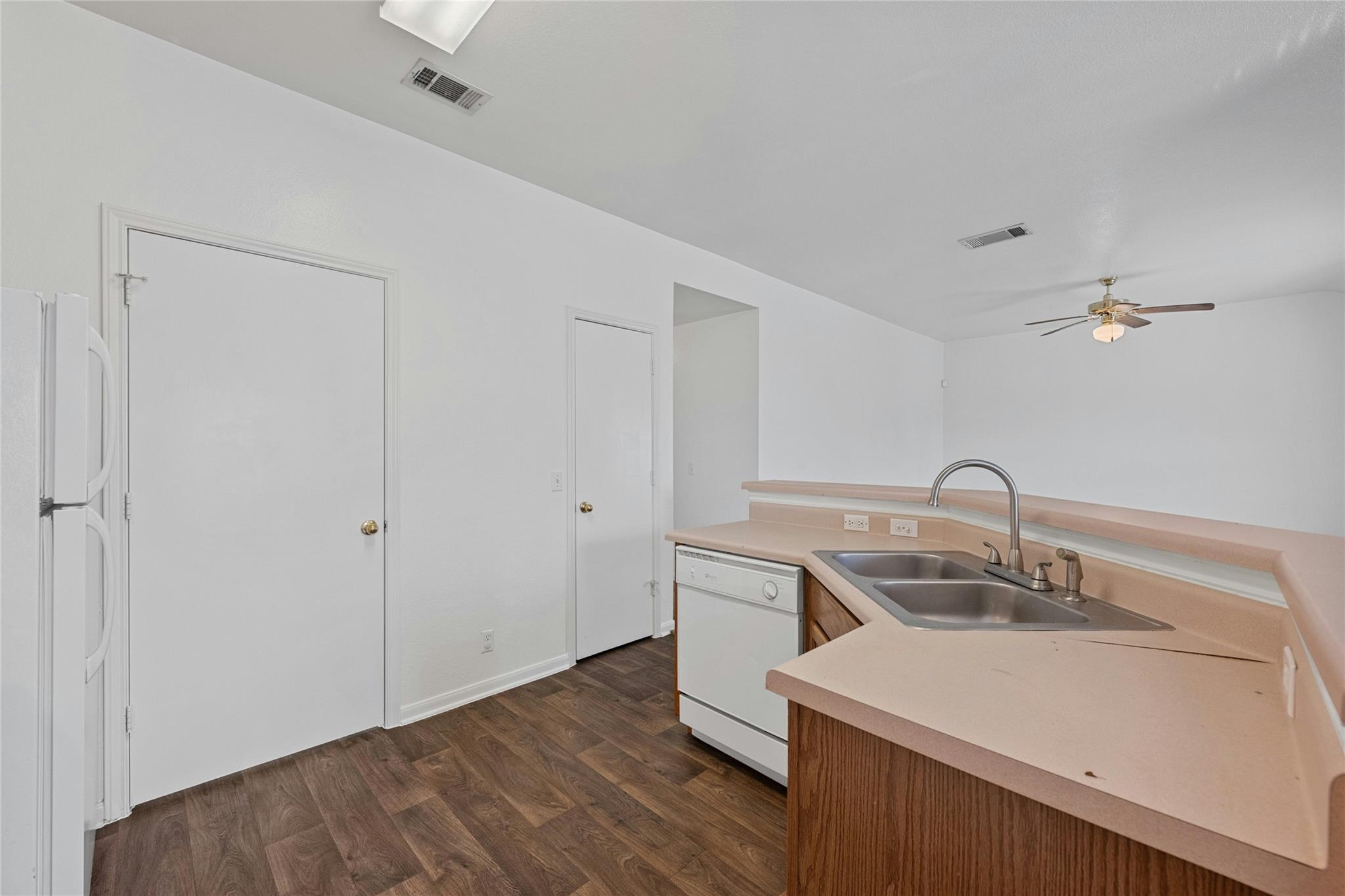 3201 El Salido Pkwy # Bldg E, Cedar Park, TX 78613