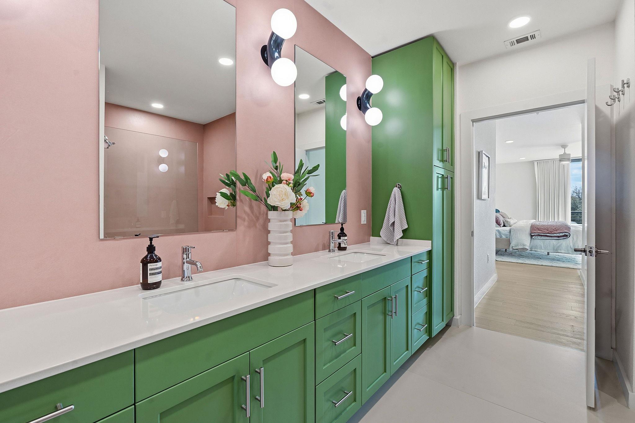 1600 S 1st St # 410, Austin, TX 78704