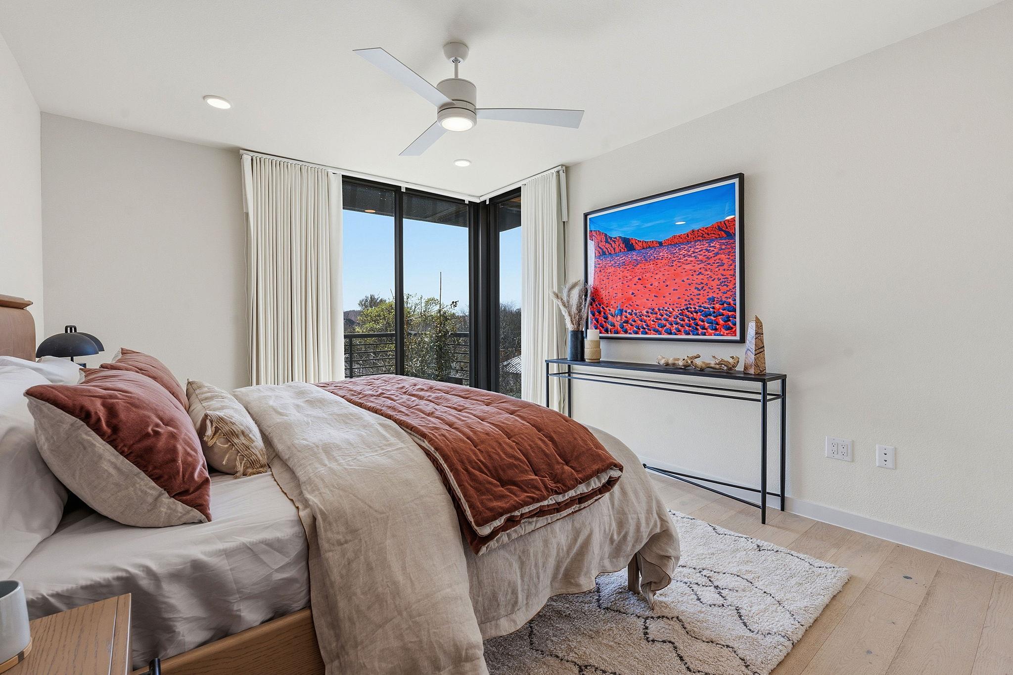 1600 S 1st St # 410, Austin, TX 78704