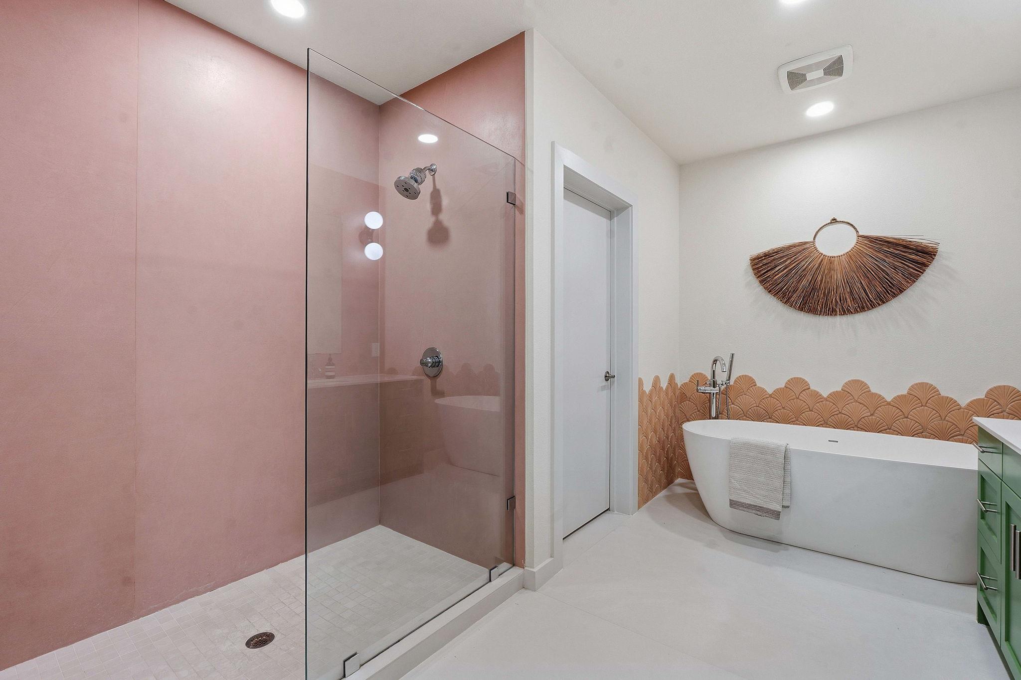 1600 S 1st St # 410, Austin, TX 78704