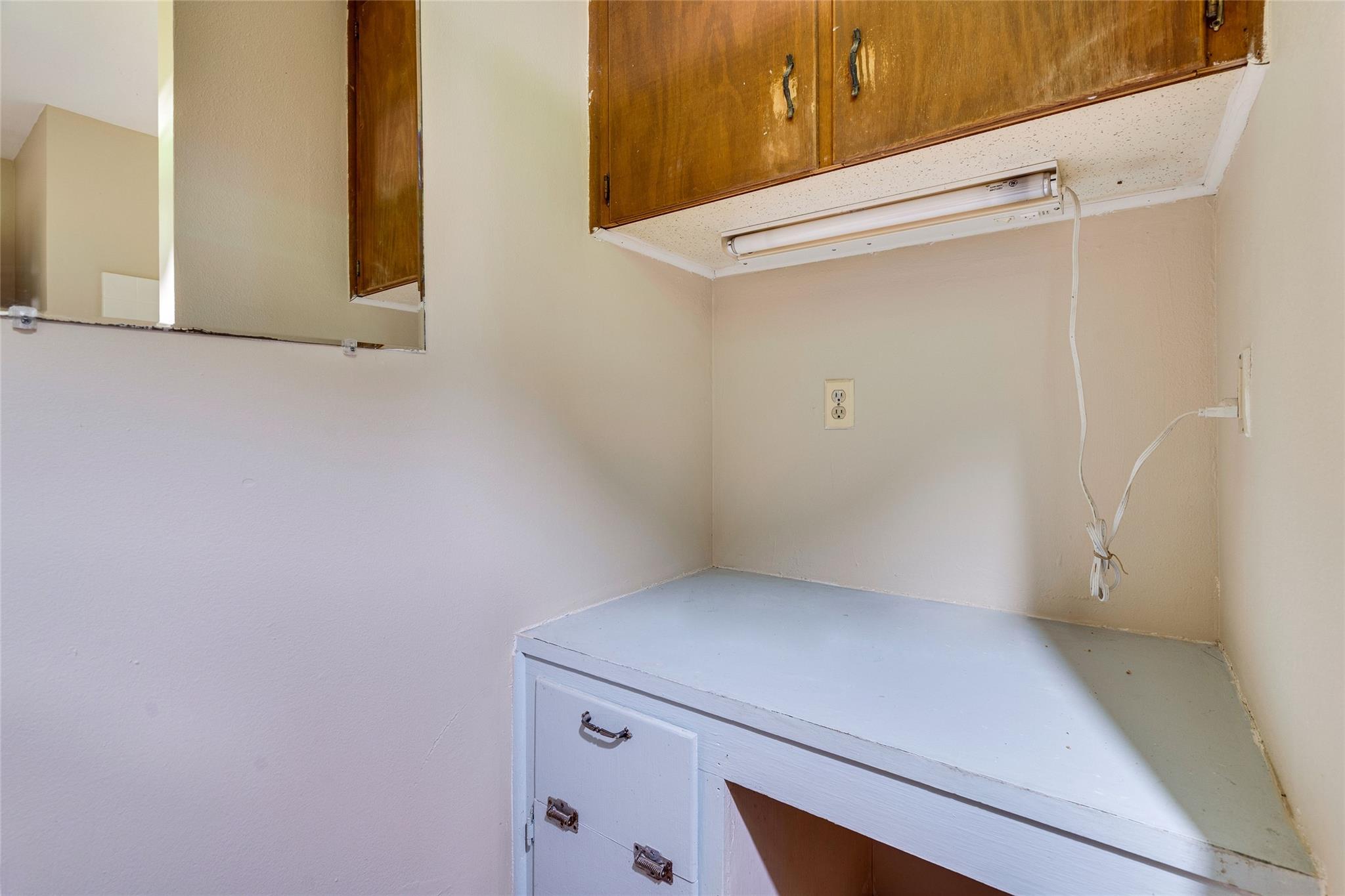 1011 E 49th St, Austin, TX 78751