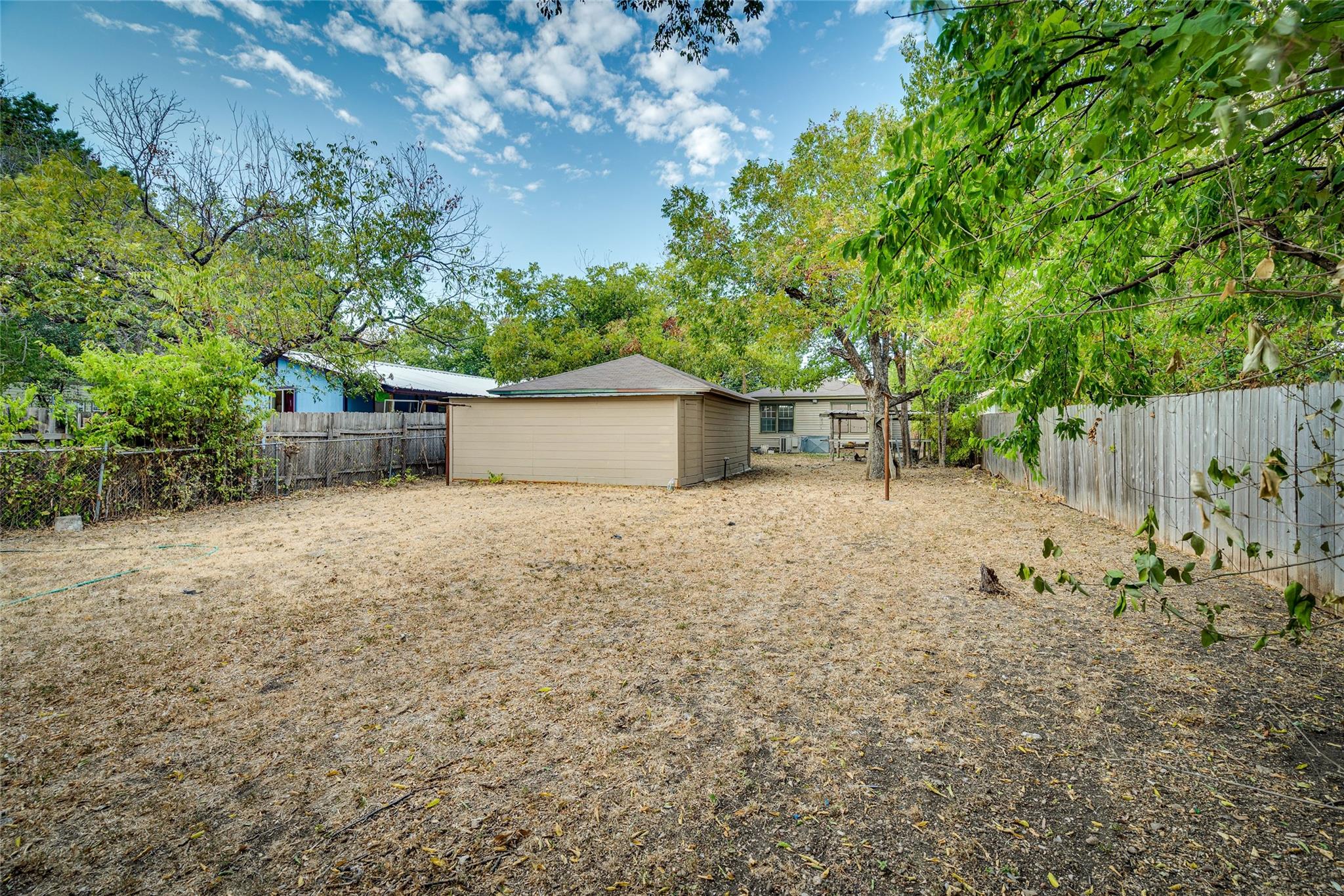 1011 E 49th St, Austin, TX 78751