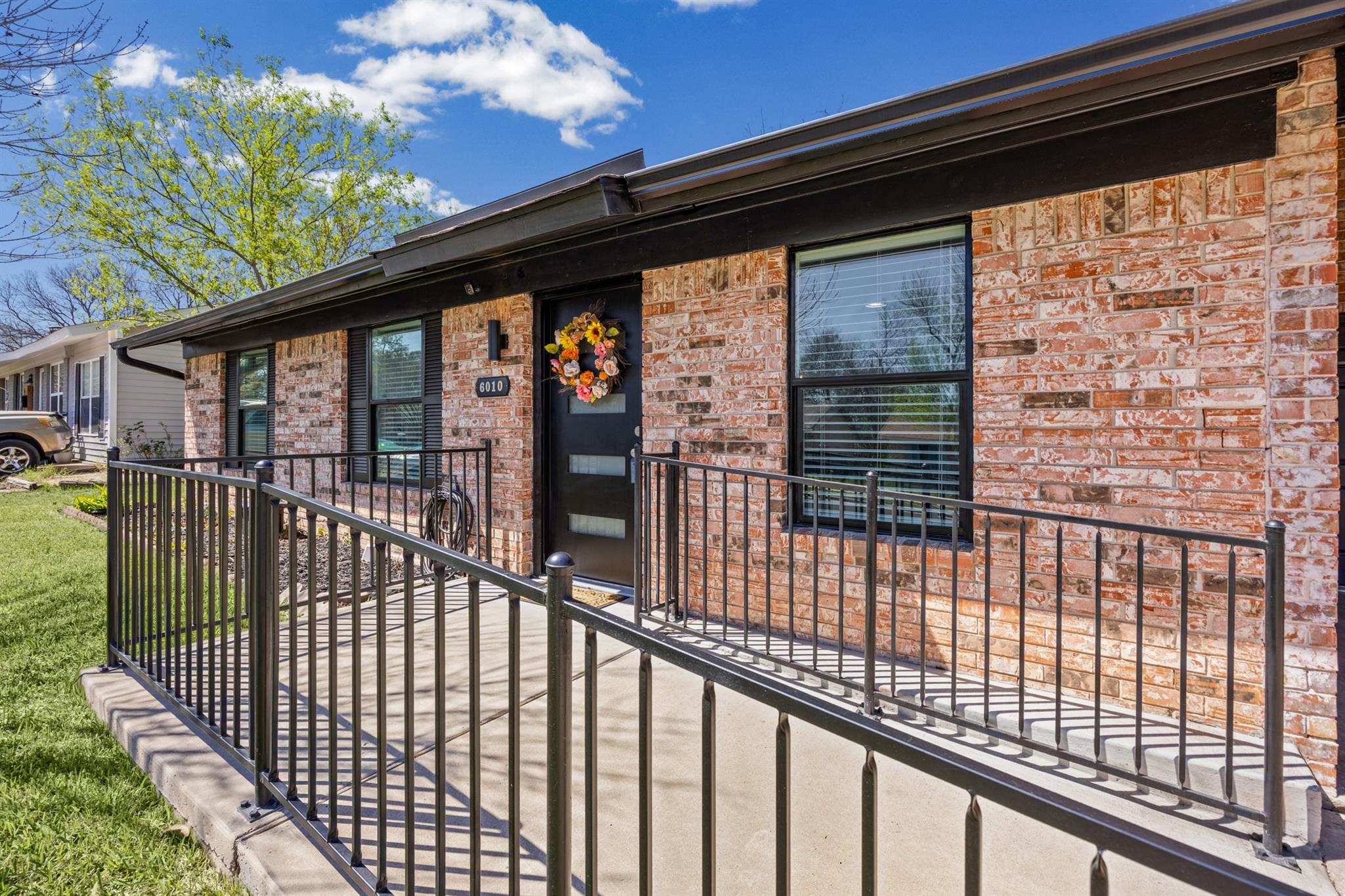 6010 Waycross Dr, Austin, TX 78745