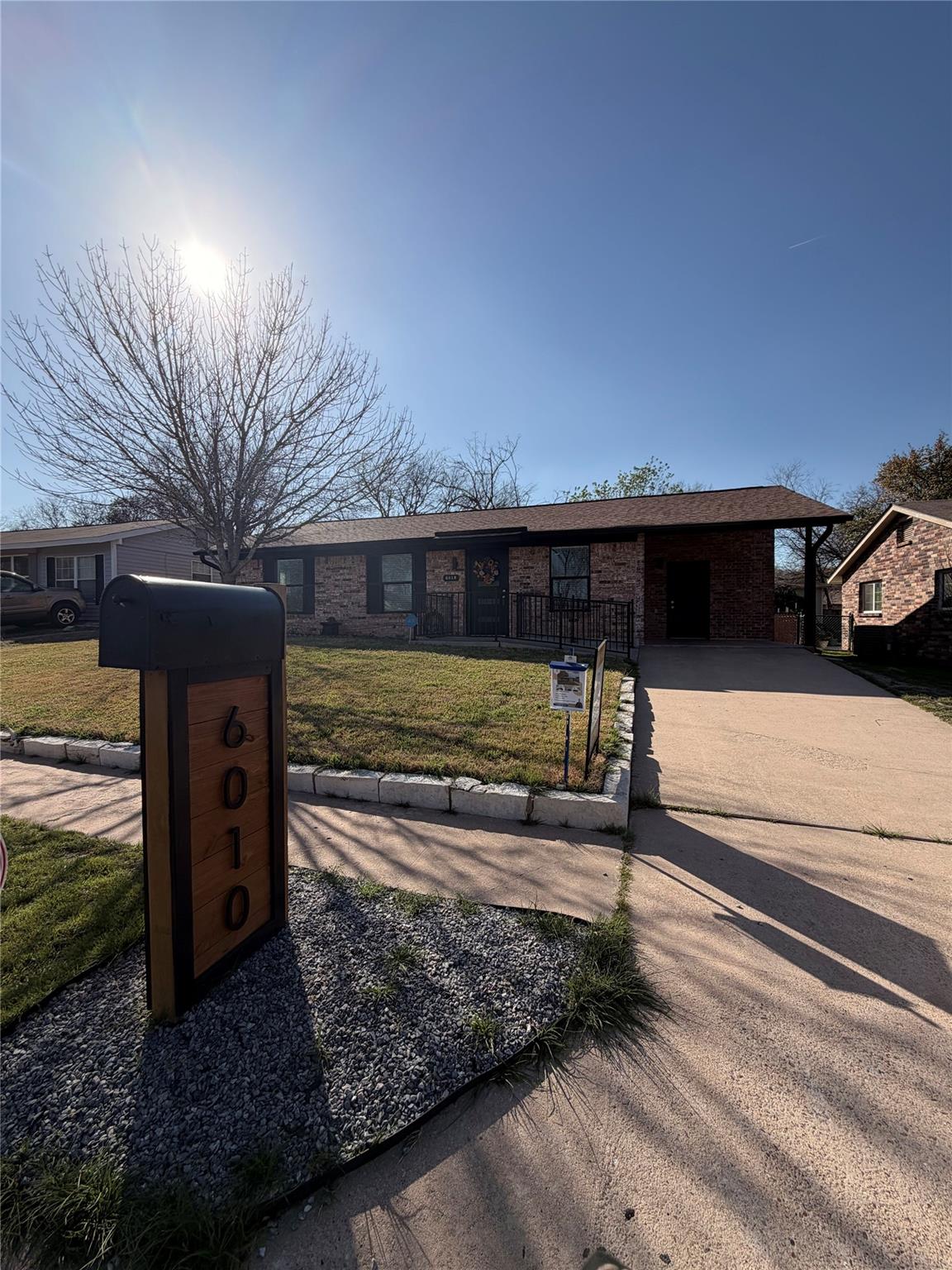 6010 Waycross Dr, Austin, TX 78745