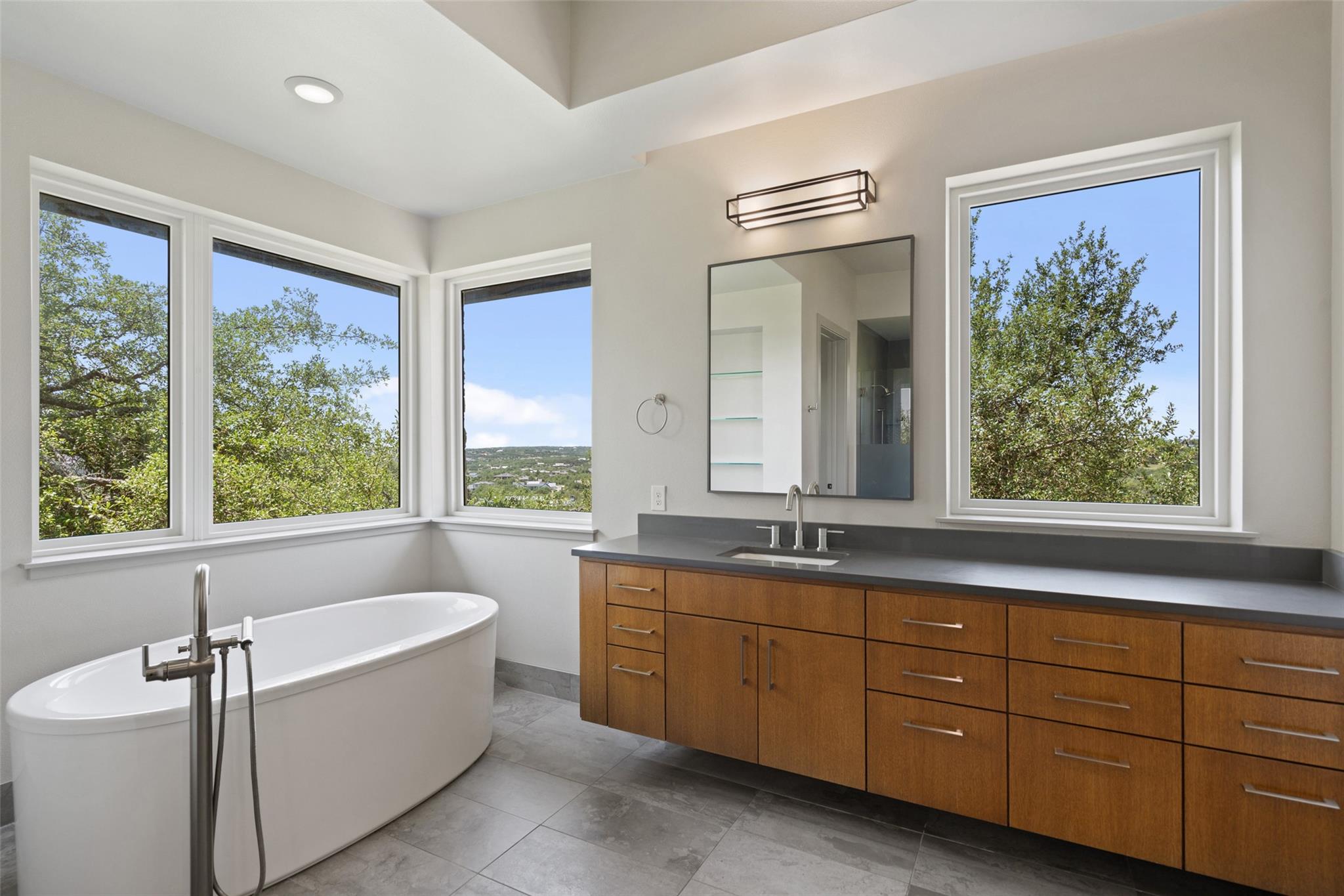 17724 Flagler Dr, Austin, TX 78738