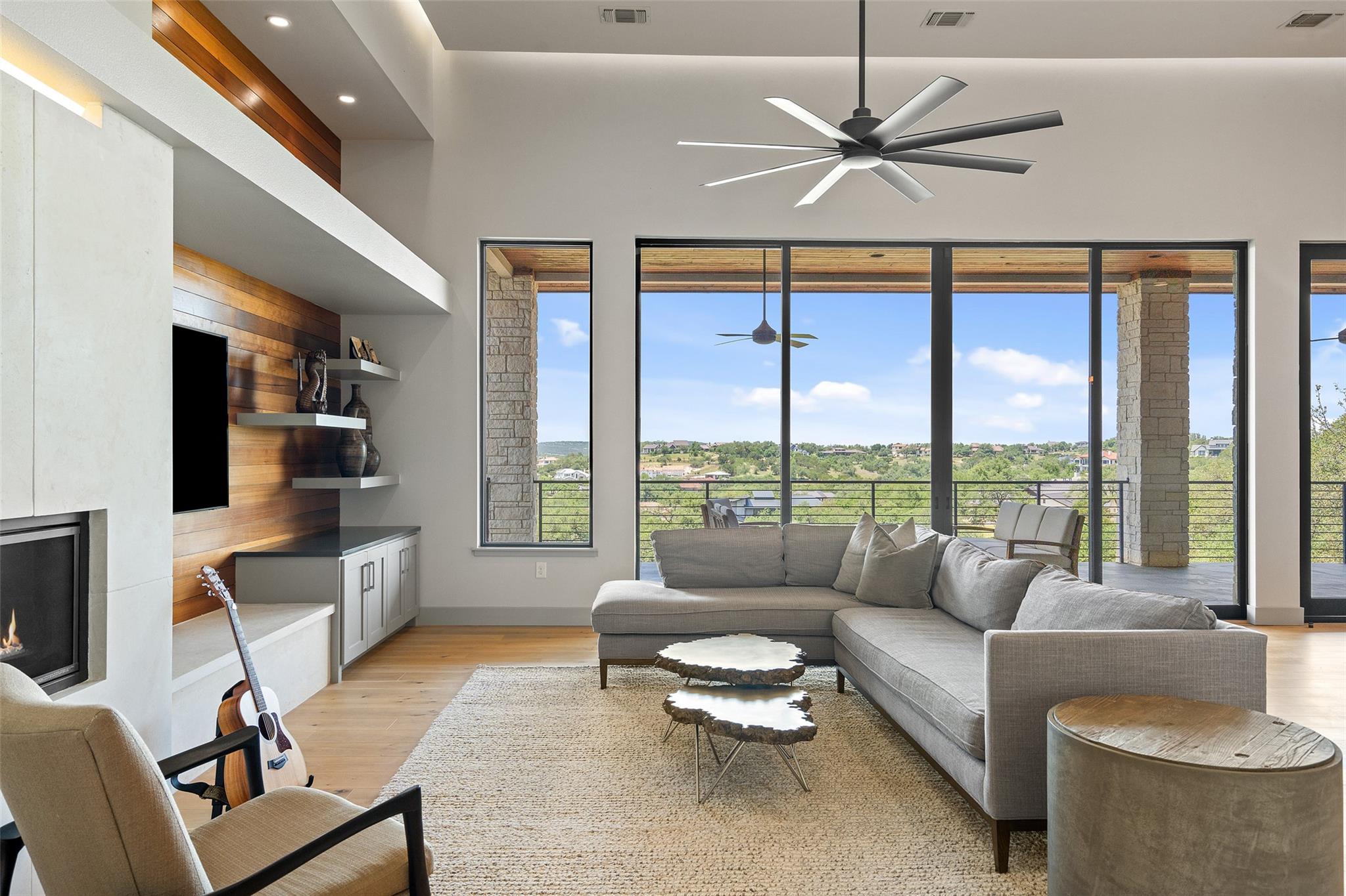 17724 Flagler Dr, Austin, TX 78738