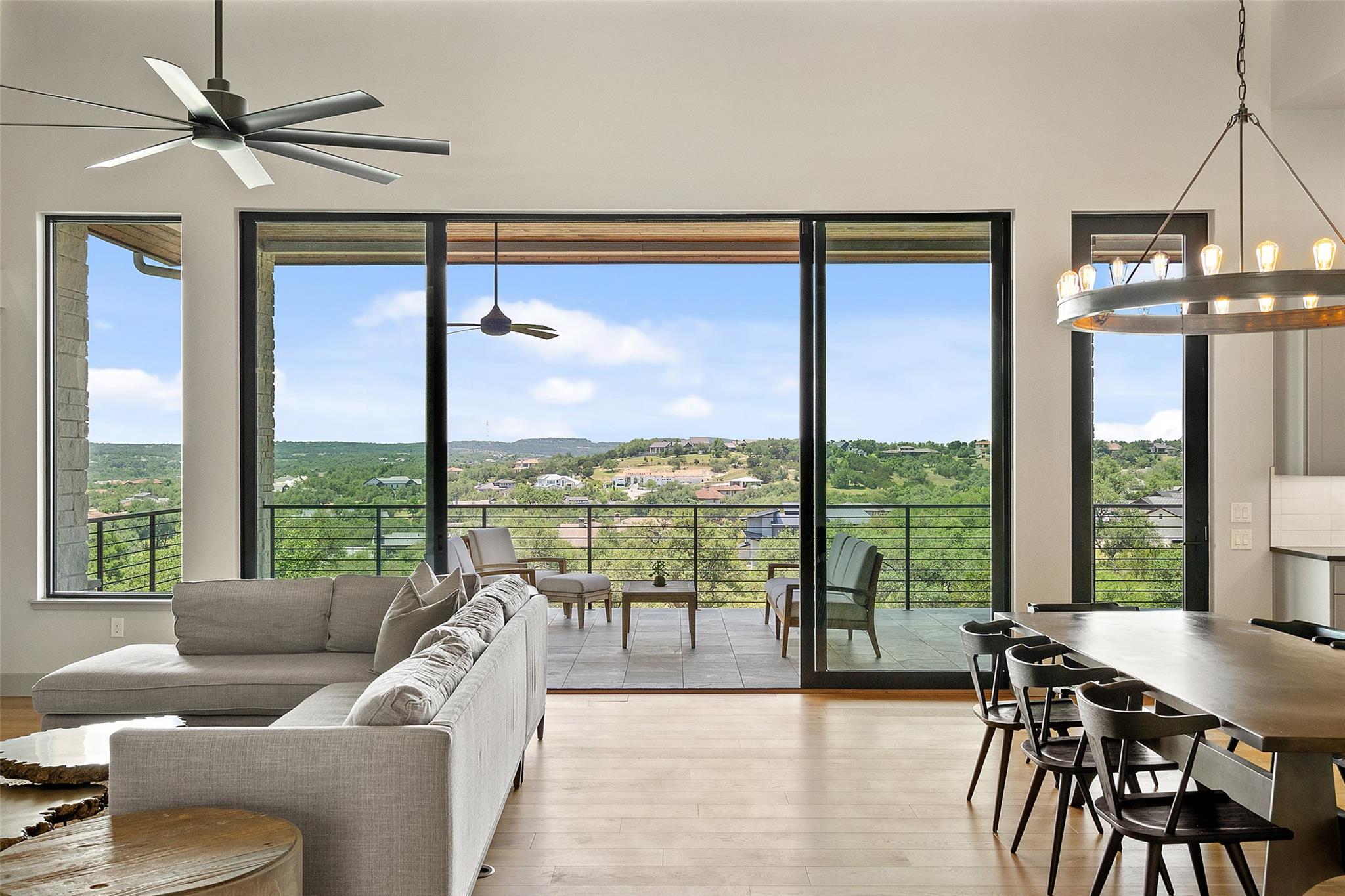 17724 Flagler Dr, Austin, TX 78738