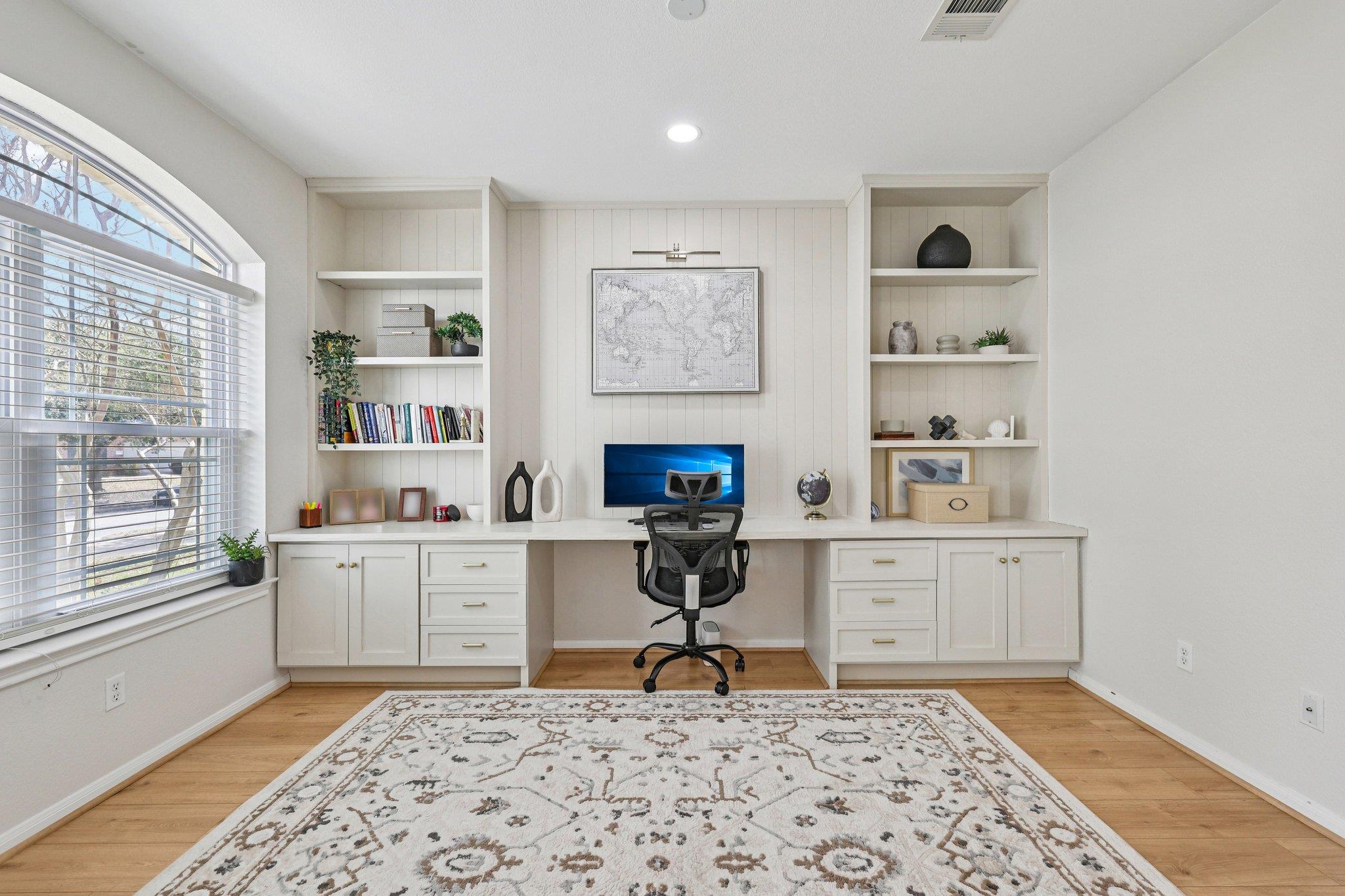 18712 Deep Water Dr, Pflugerville, TX 78660