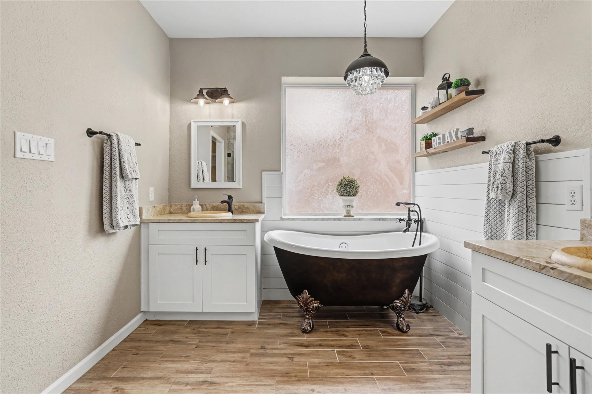 16008 BRAESGATE Dr, Austin, TX 78717