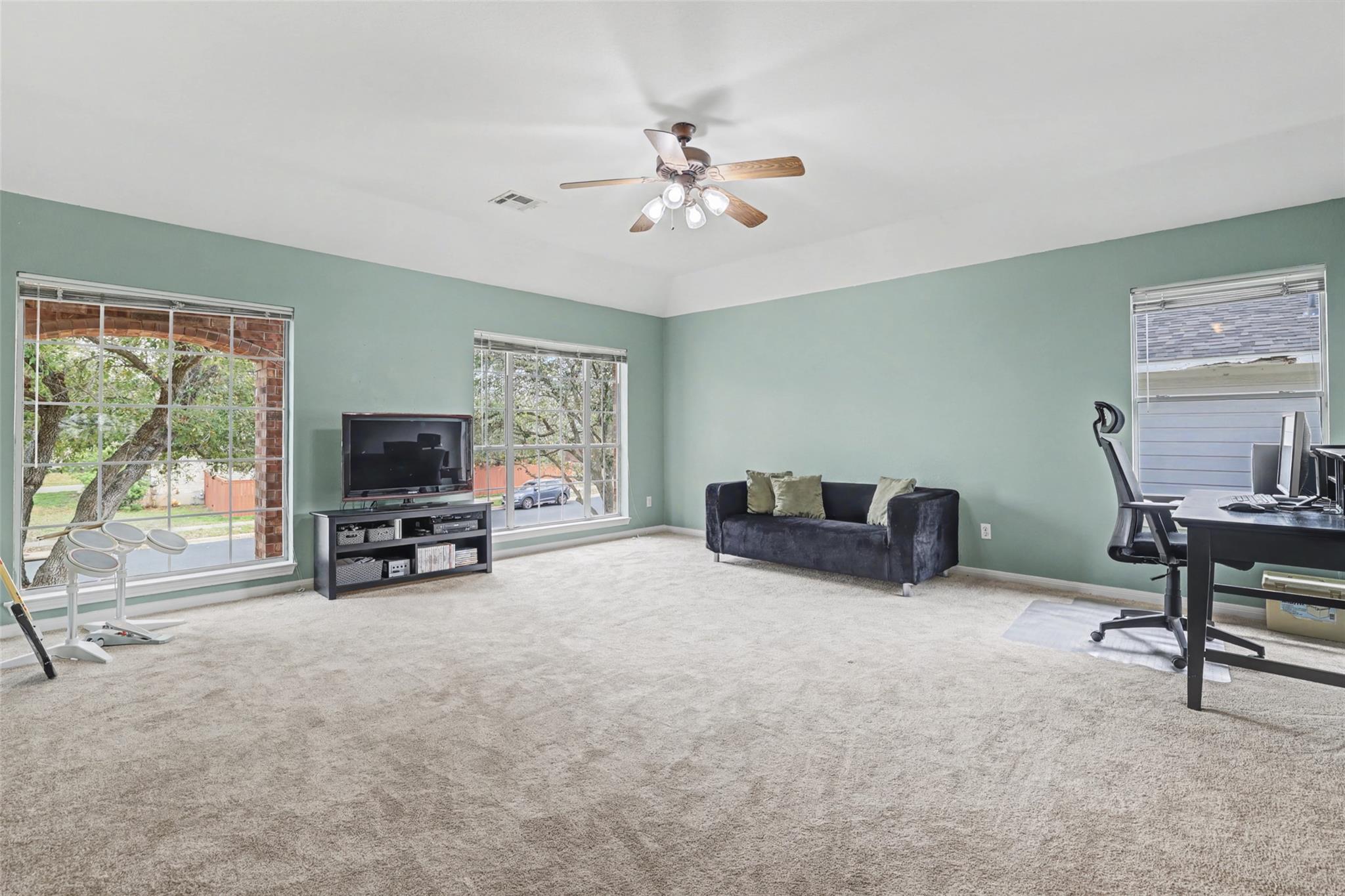 16008 BRAESGATE Dr, Austin, TX 78717