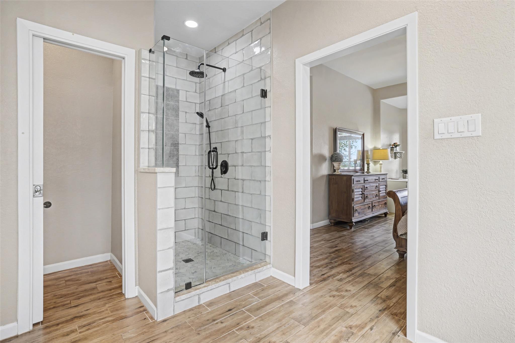 16008 BRAESGATE Dr, Austin, TX 78717