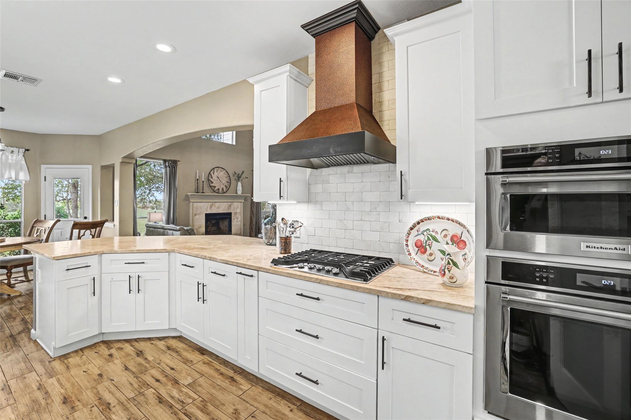 16008 BRAESGATE Dr, Austin, TX 78717