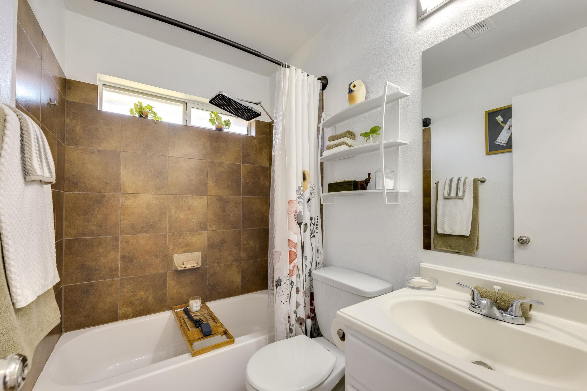 507 Clear Spring Ln, Leander, TX 78641