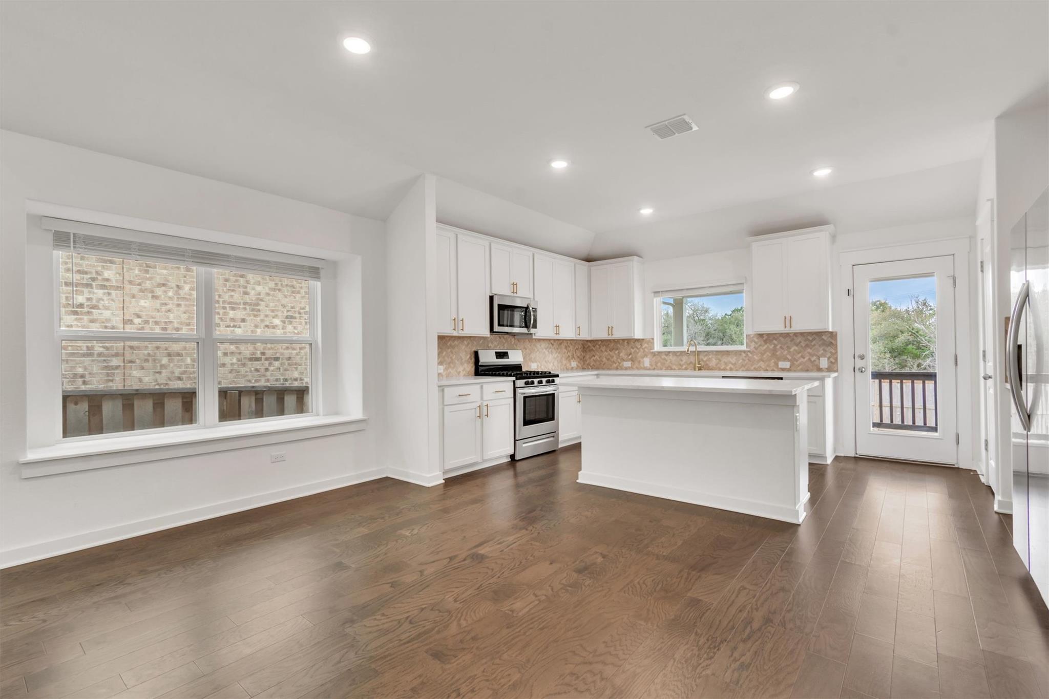 2324 Sawdust Dr, Georgetown, TX 78633