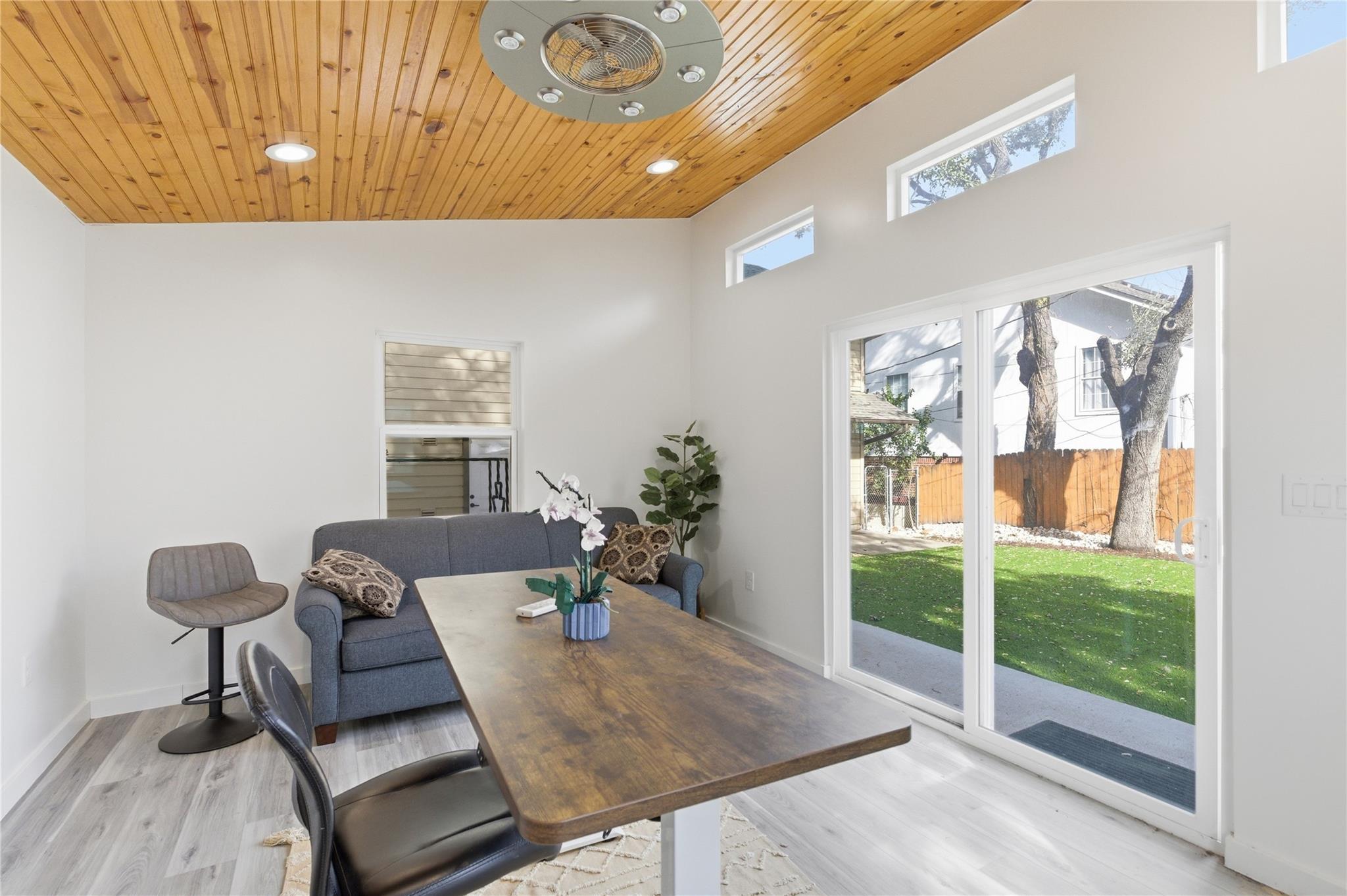 501 Lightsey Rd, Austin, TX 78704