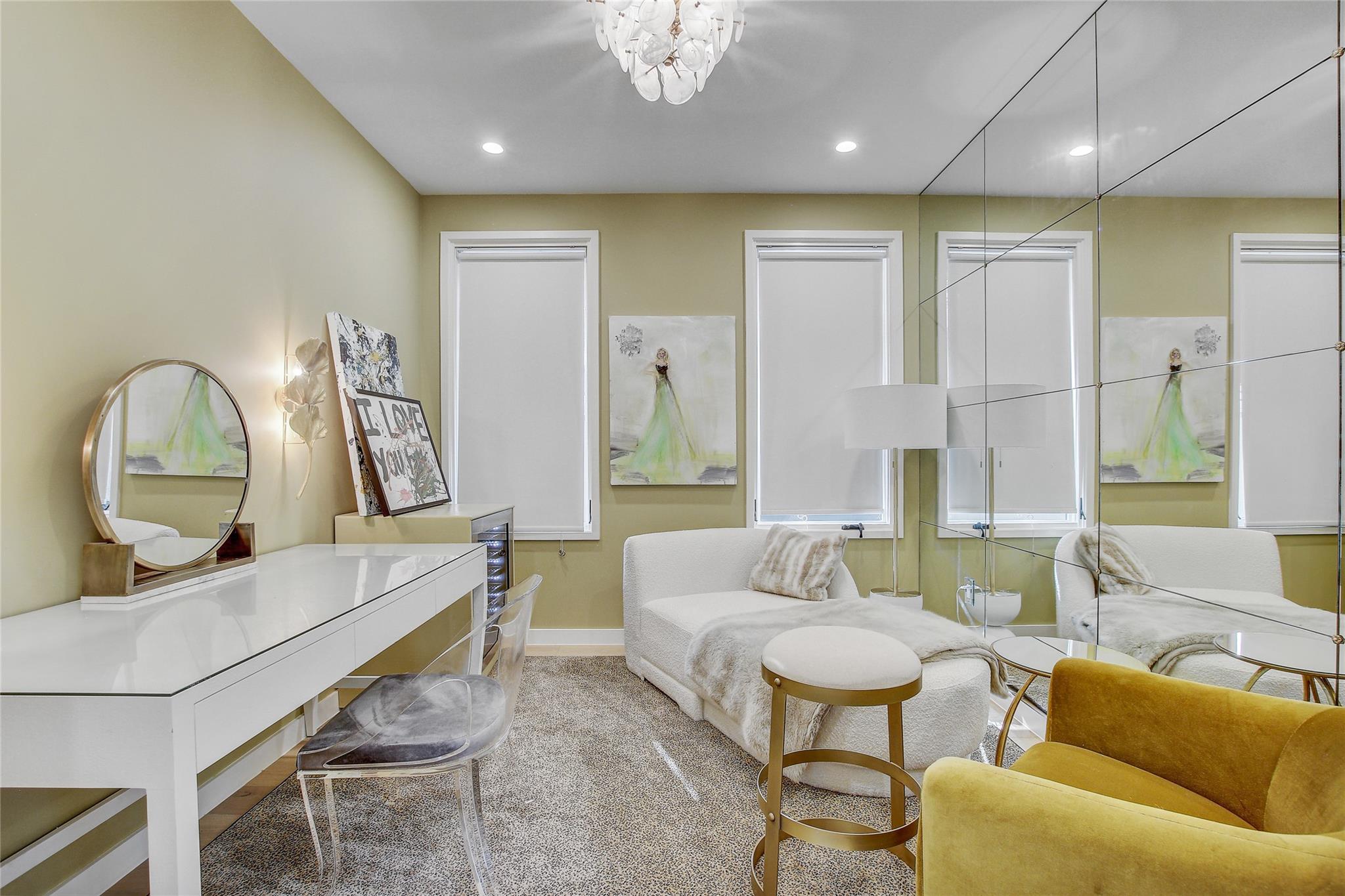 2006 Ford St, Austin, TX 78704