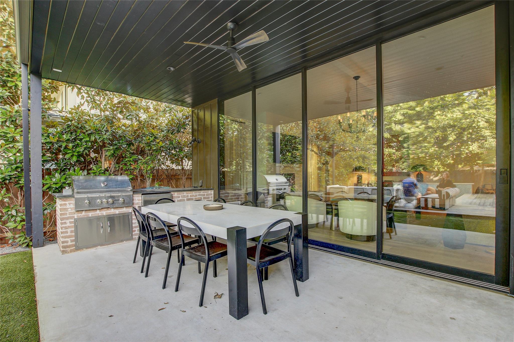 2006 Ford St, Austin, TX 78704