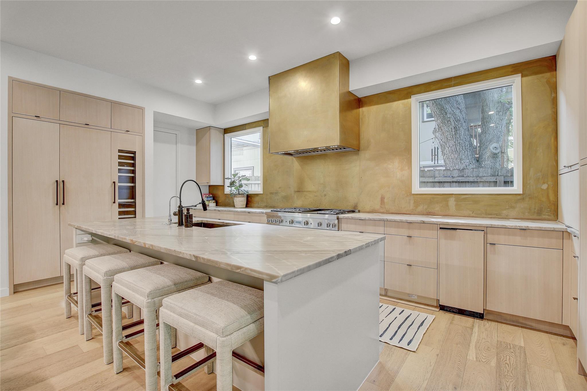 2006 Ford St, Austin, TX 78704