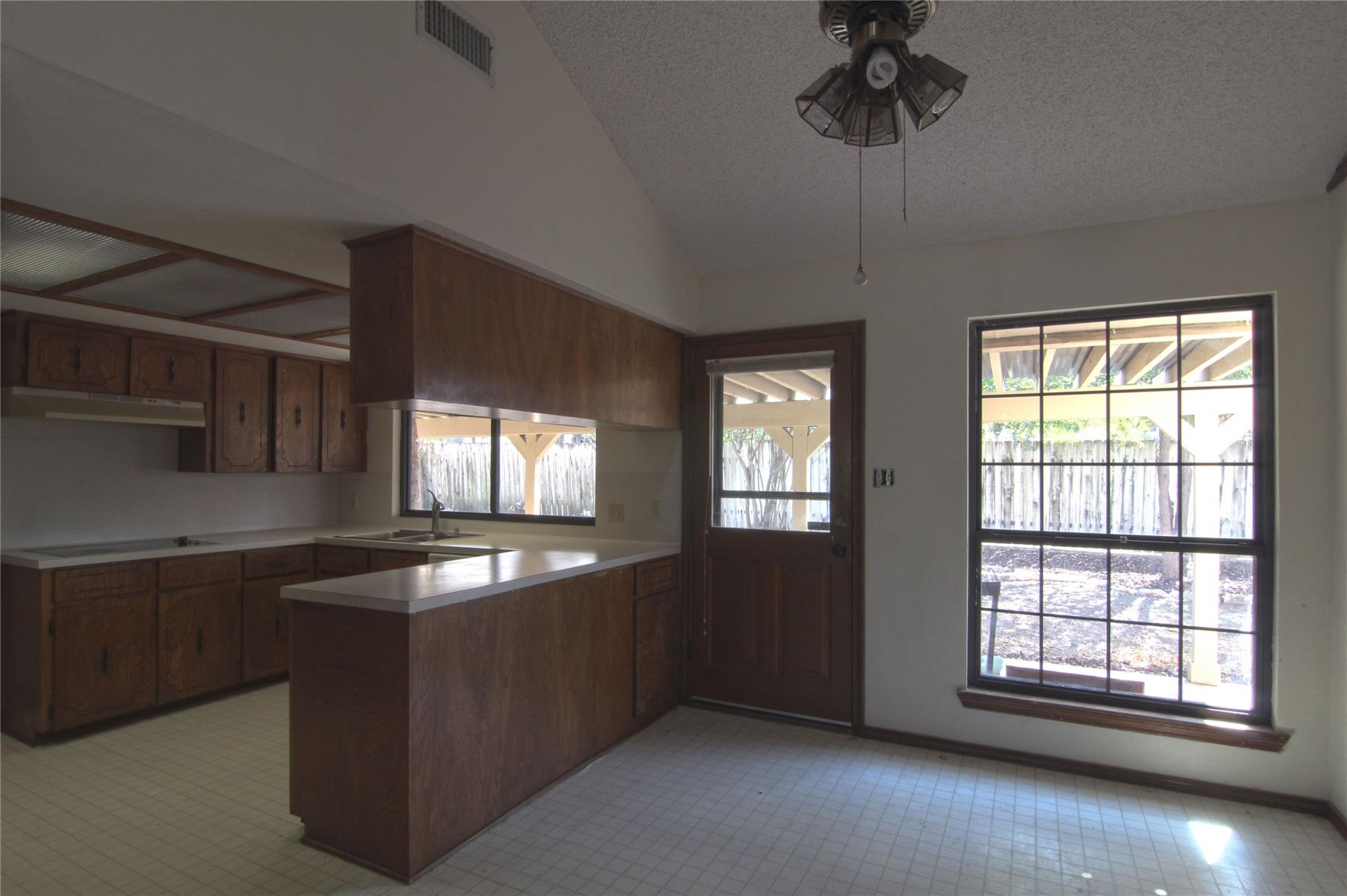 2507 Chaparral Park Rd, Manchaca, TX 78652