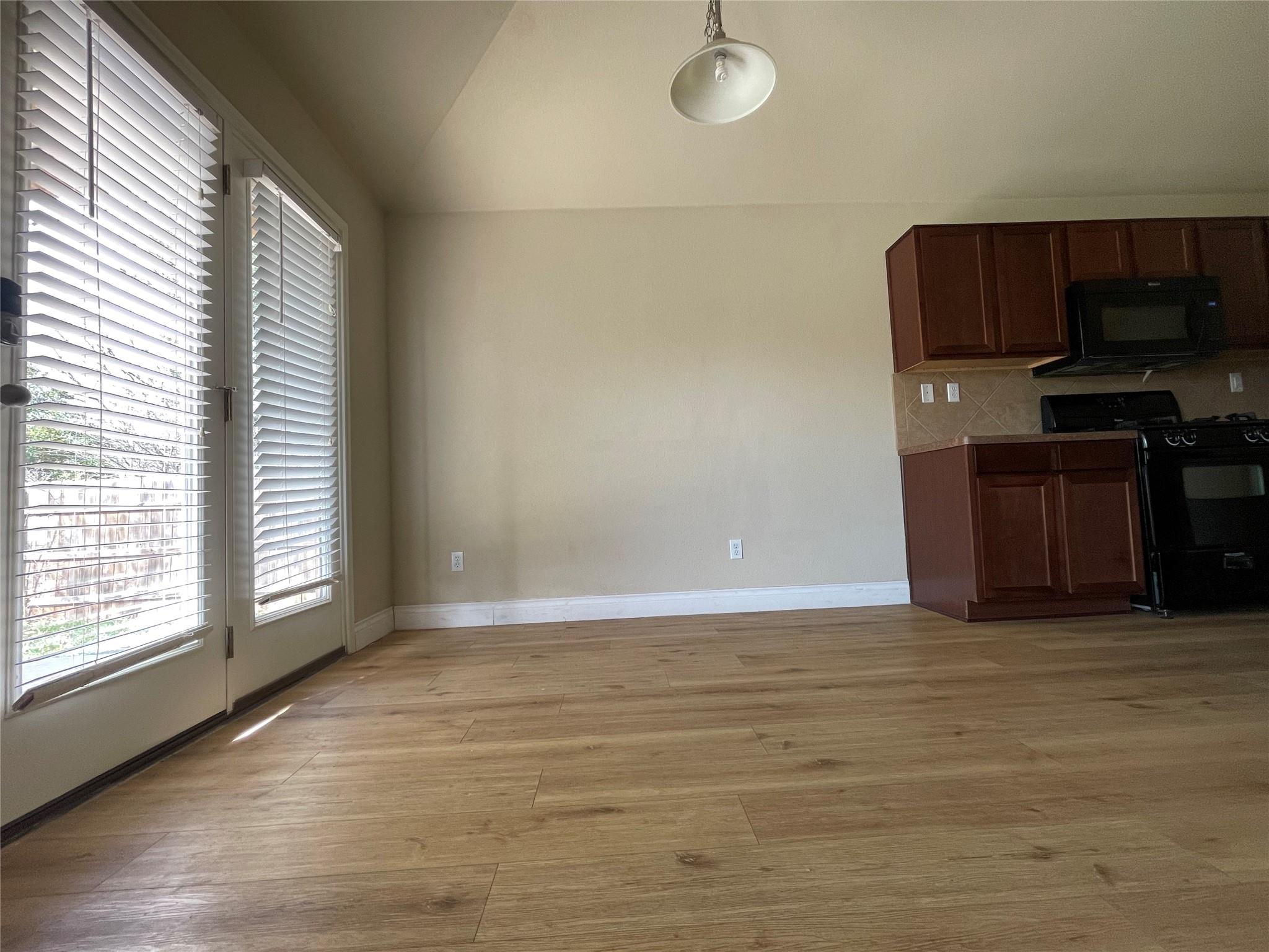 15203 Lucian Dr, Austin, TX 78725