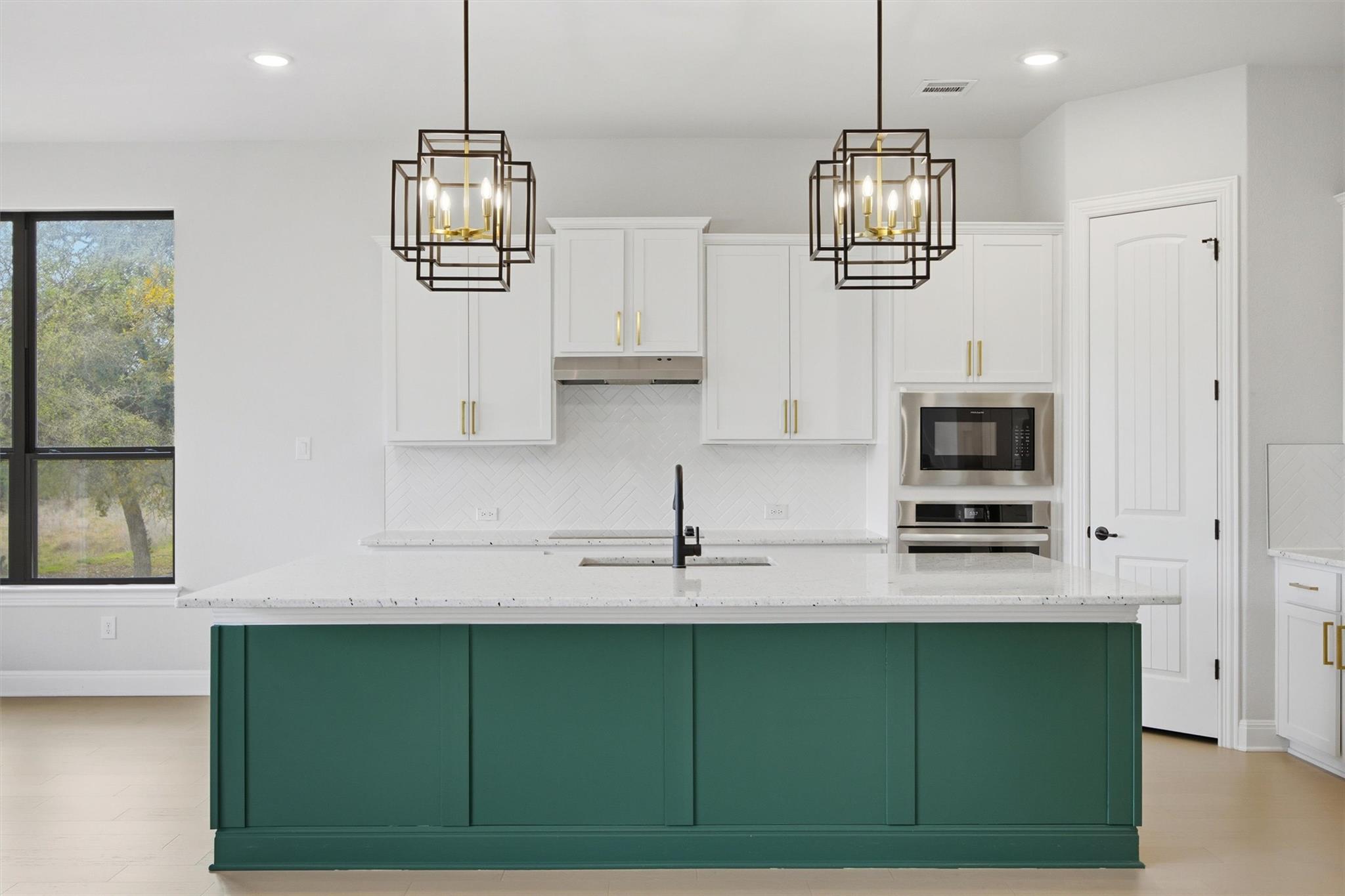 208 Tovas Secret Cv, Georgetown, TX 78628