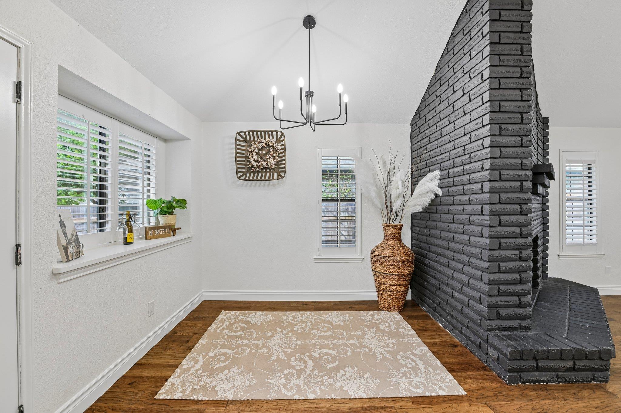 2000 Zephyr Ln, Round Rock, TX 78664