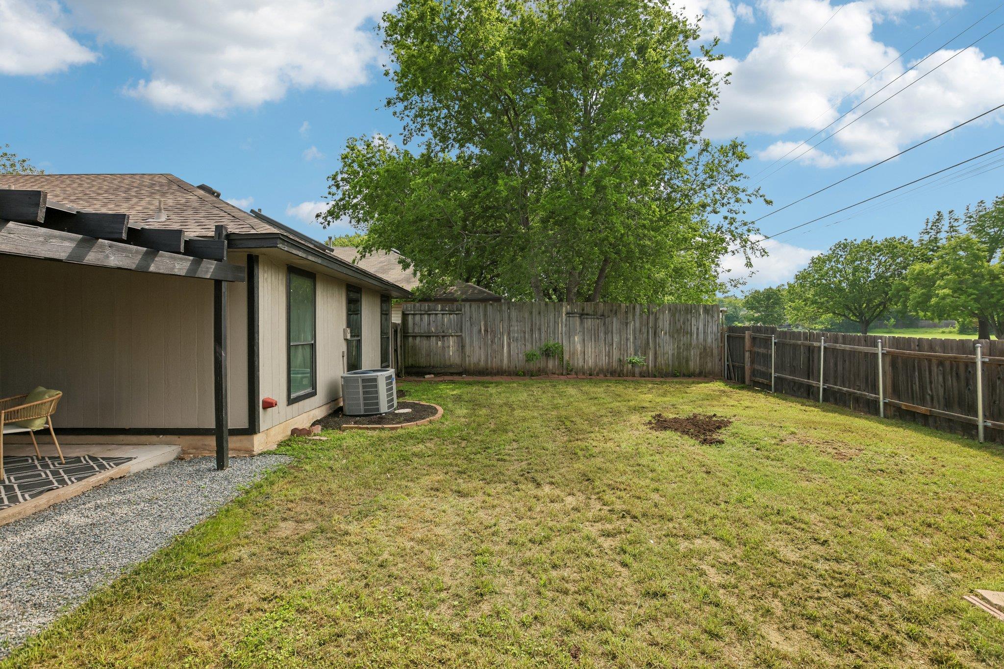 2000 Zephyr Ln, Round Rock, TX 78664