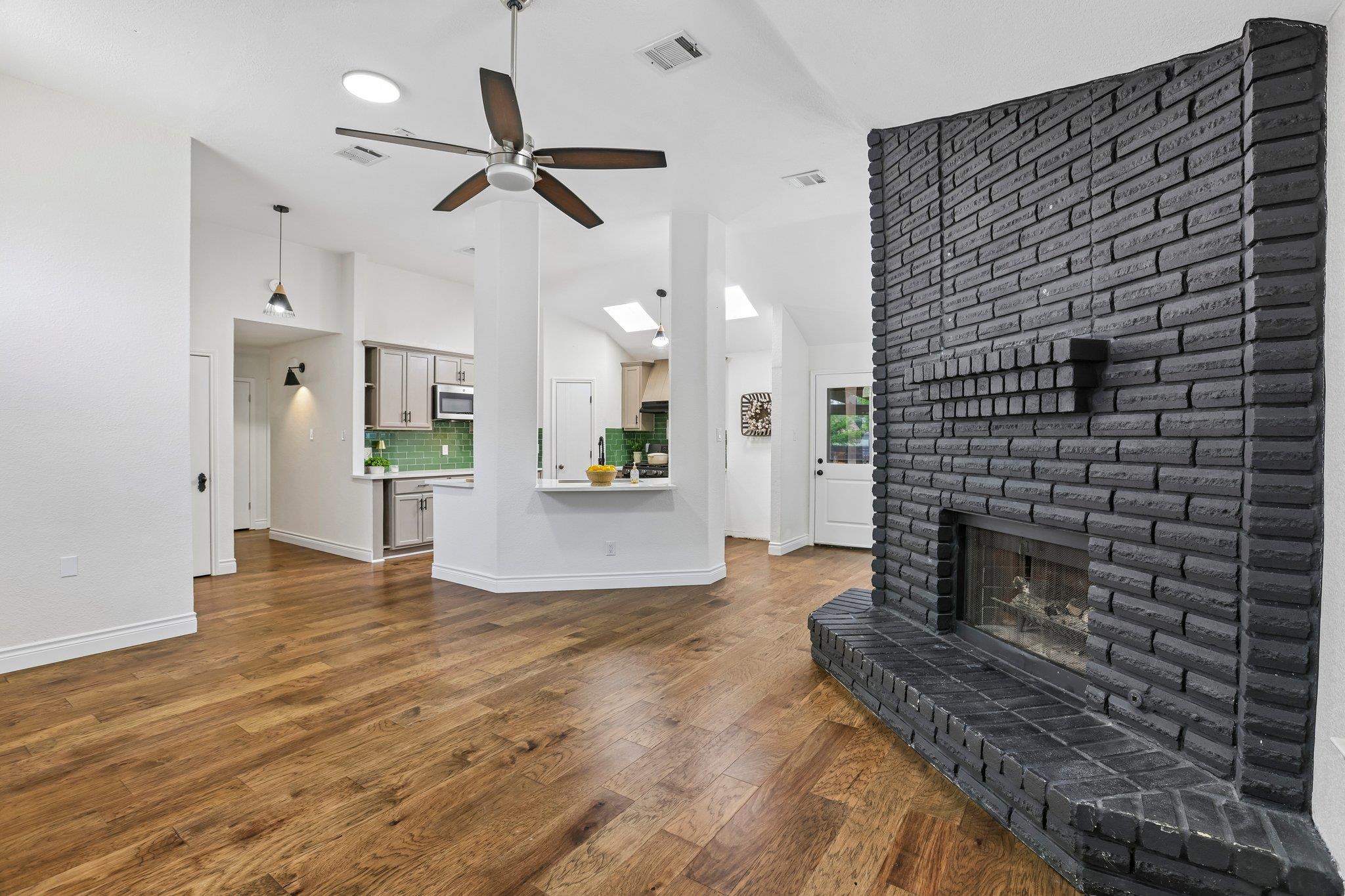 2000 Zephyr Ln, Round Rock, TX 78664