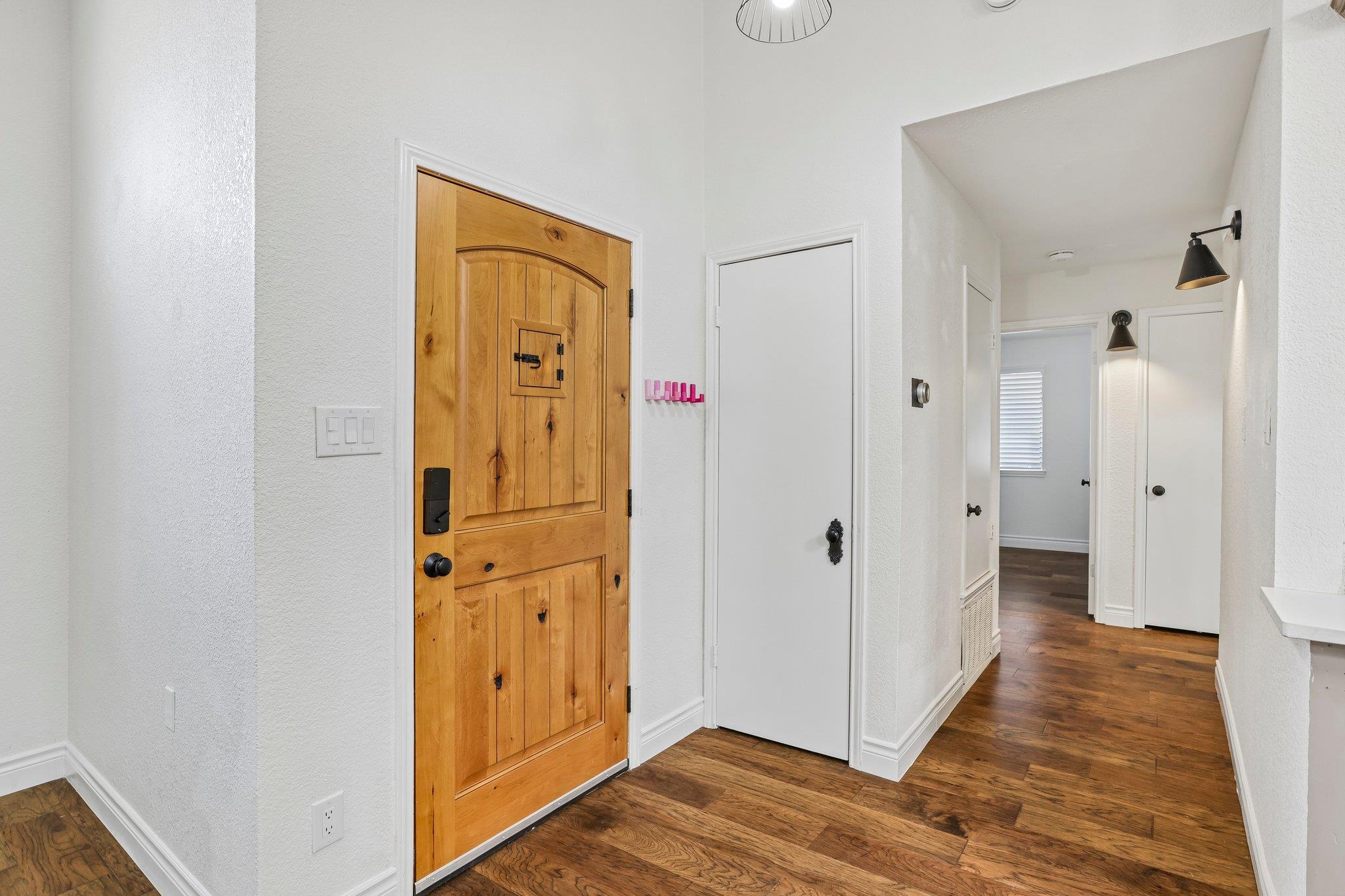 2000 Zephyr Ln, Round Rock, TX 78664