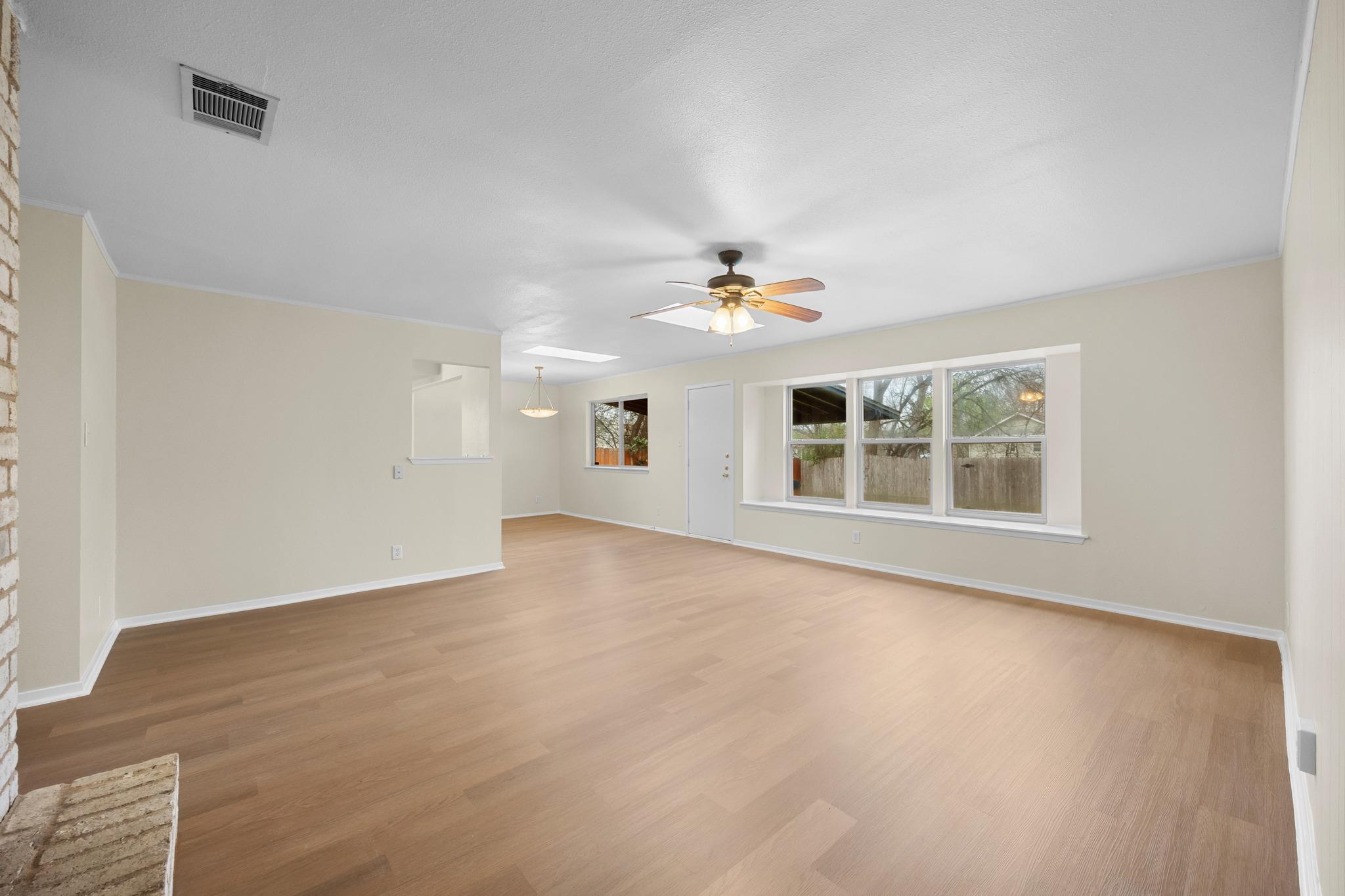 11100 Blossom Bell Dr, Austin, TX 78758