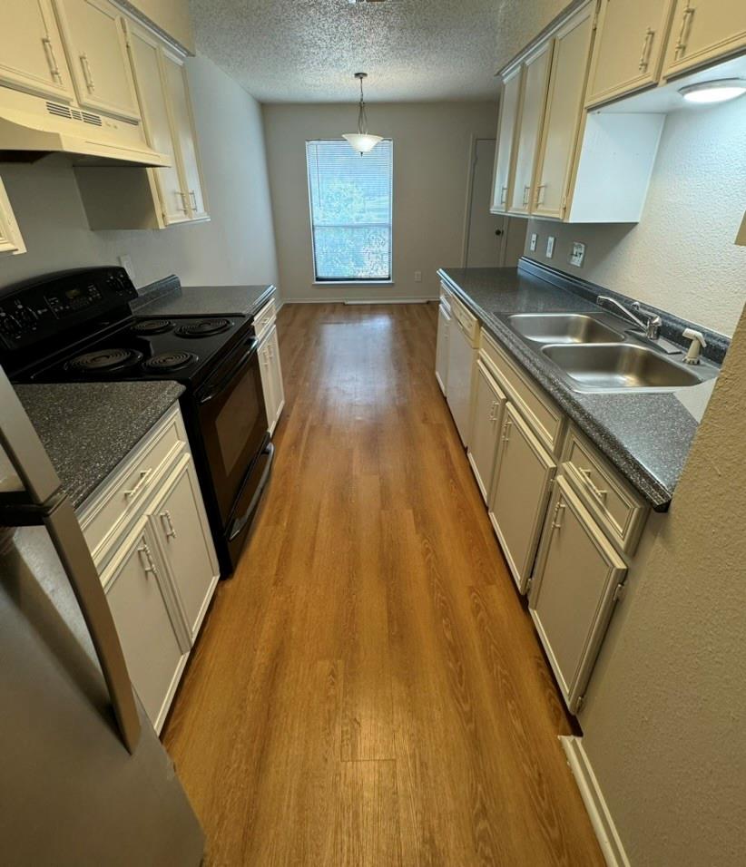 7000 Oak Meadow Cir # Unit A, Austin, TX 78736