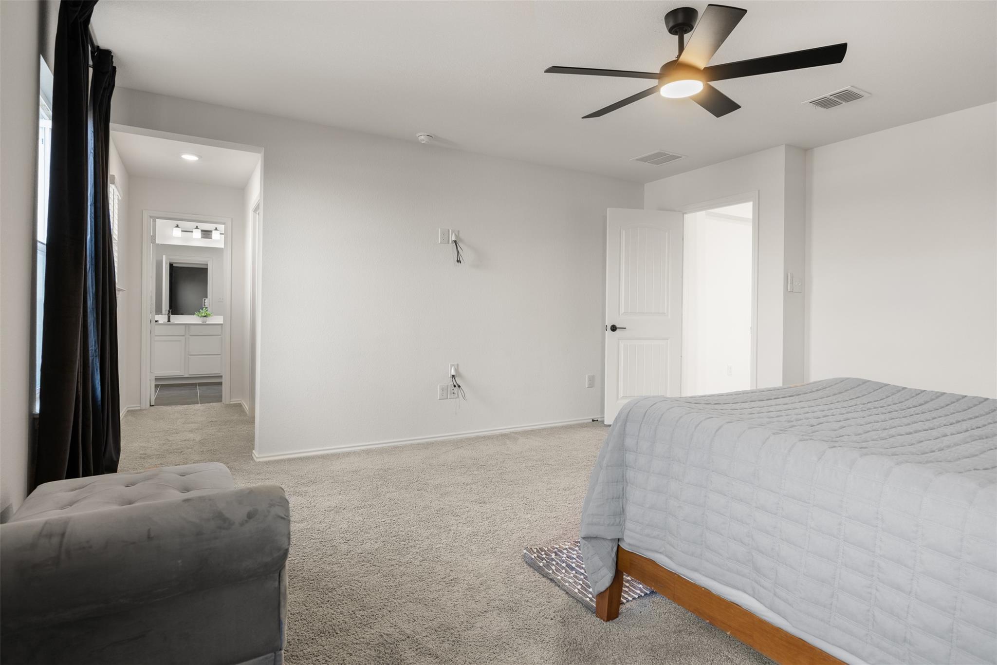 256 Texas Jack Dr, Kyle, TX 78640