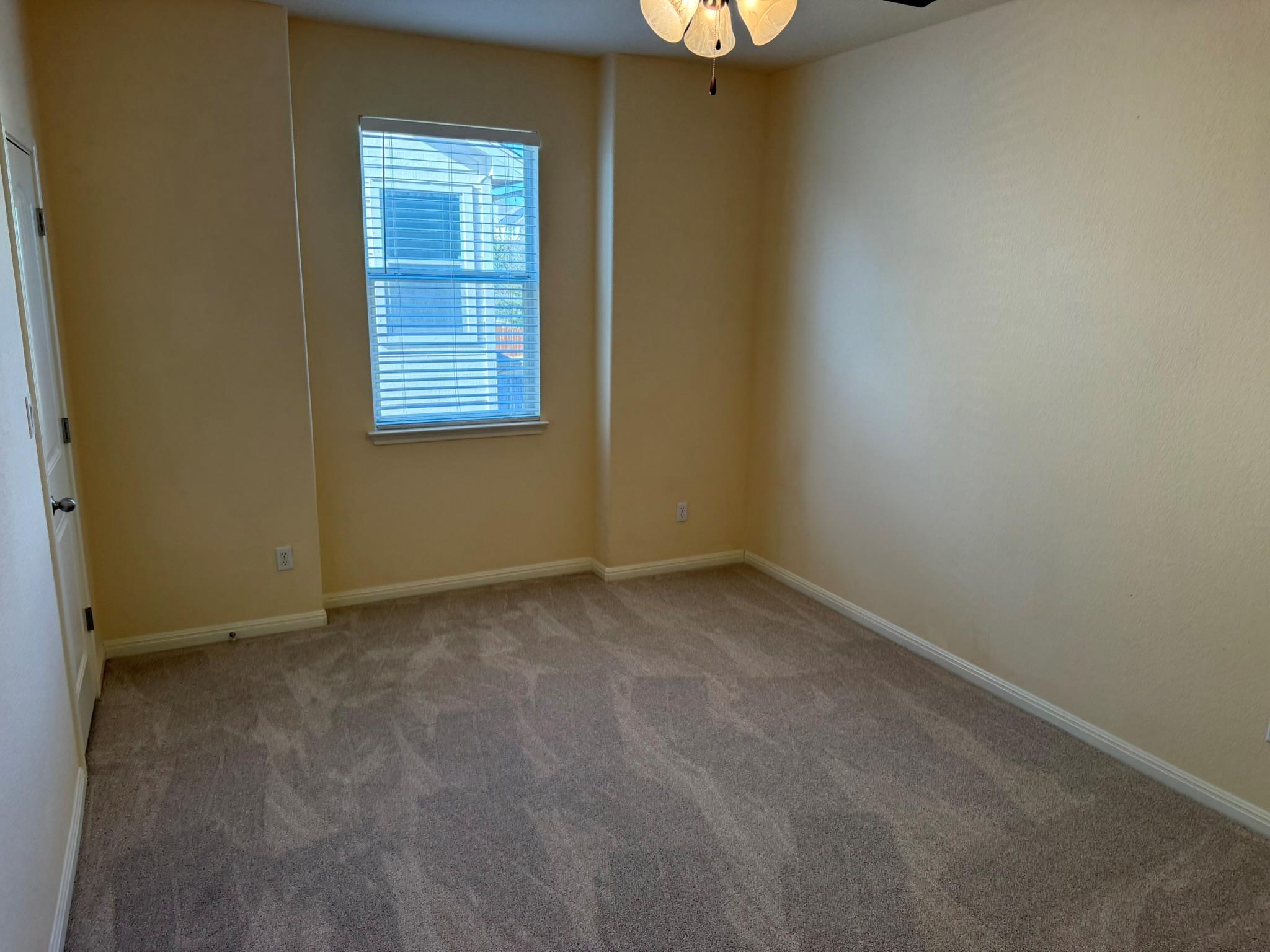 4387 Green Tree Dr, Round Rock, TX 78665