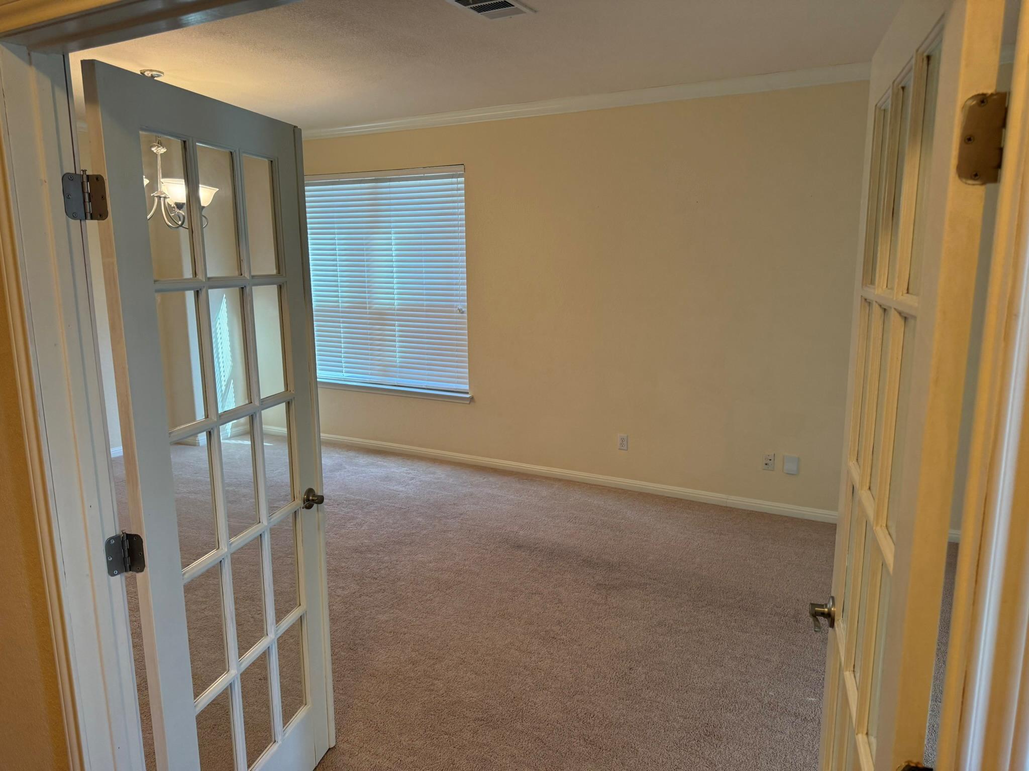 4387 Green Tree Dr, Round Rock, TX 78665