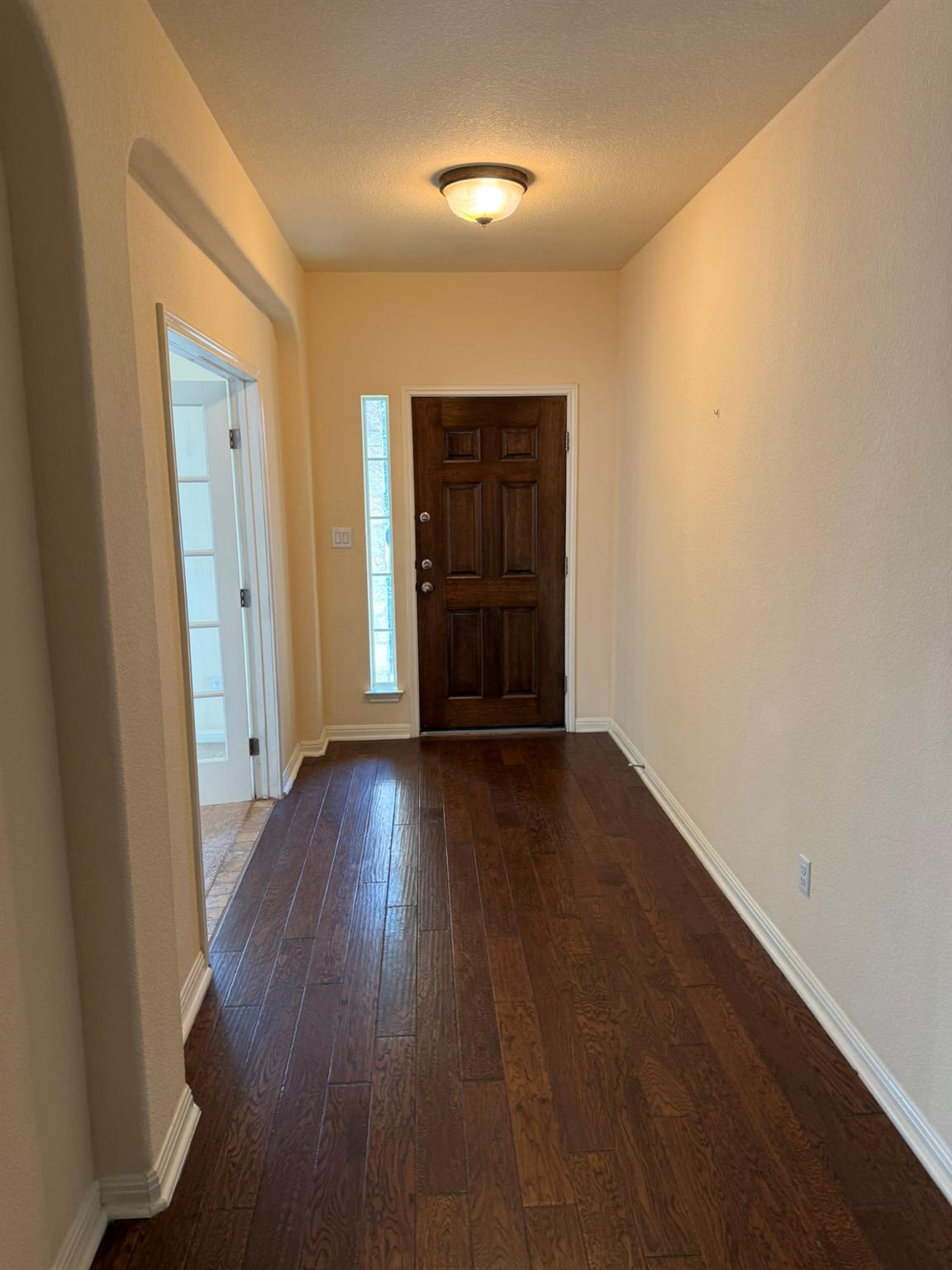 4387 Green Tree Dr, Round Rock, TX 78665