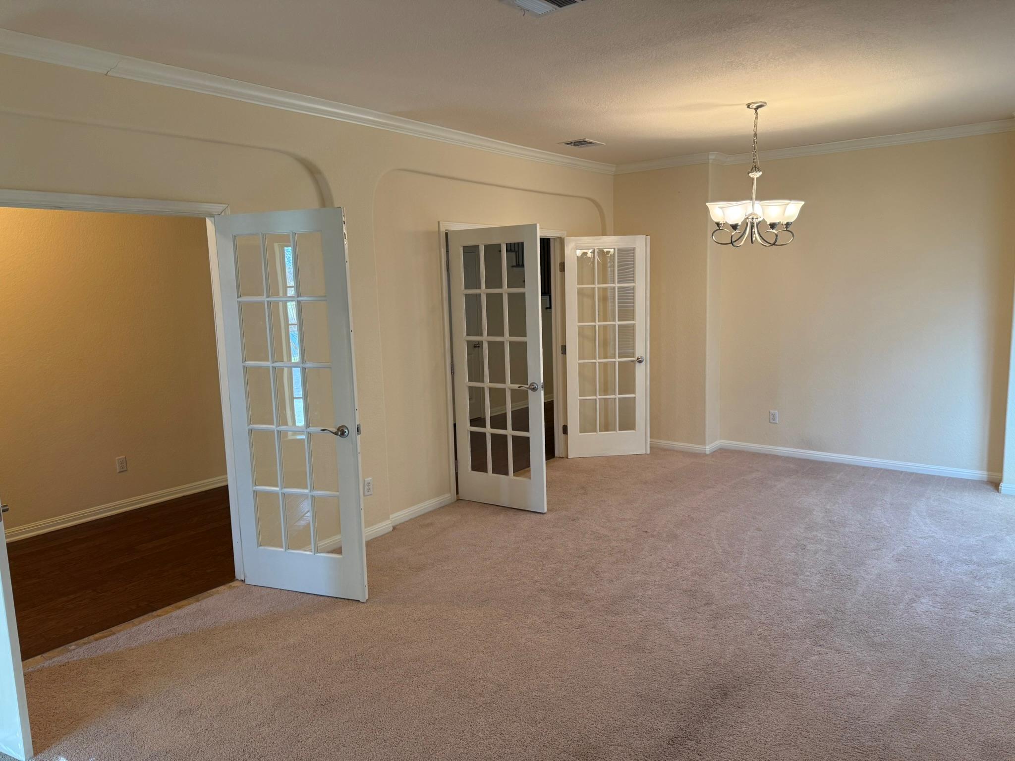 4387 Green Tree Dr, Round Rock, TX 78665