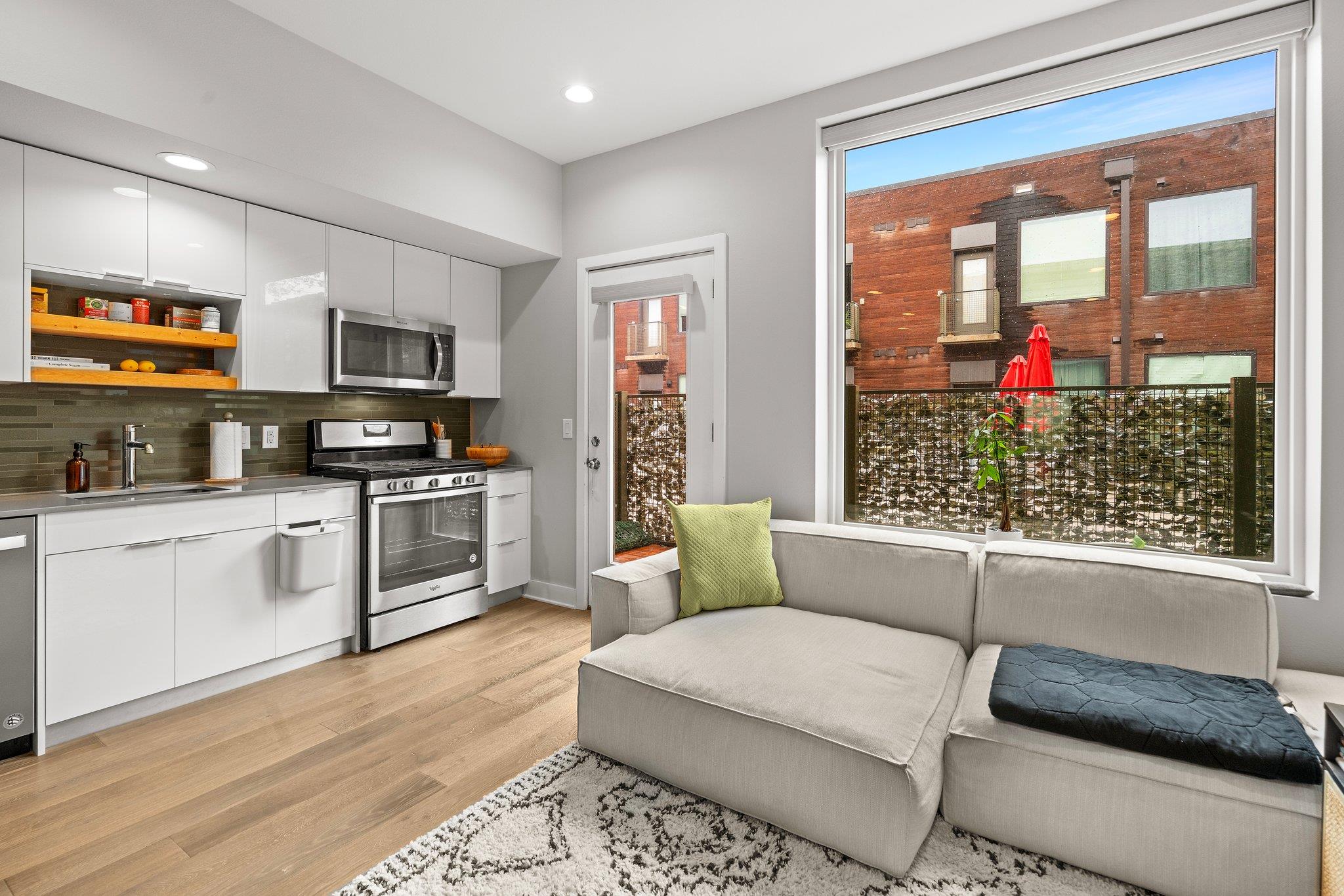 1800 E 4th # 208, Austin, TX 78702