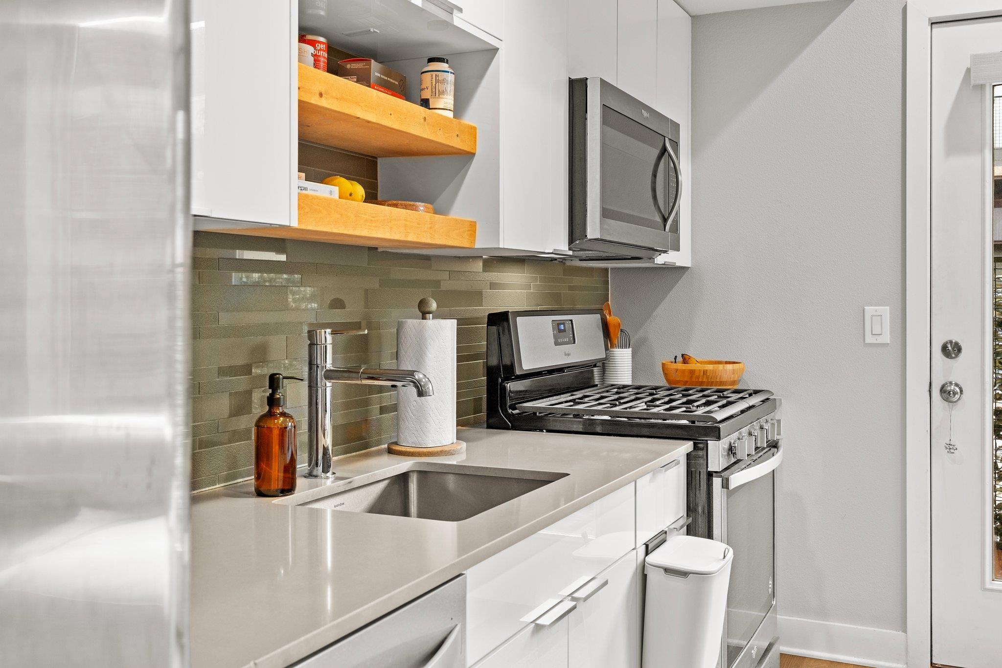 1800 E 4th # 208, Austin, TX 78702