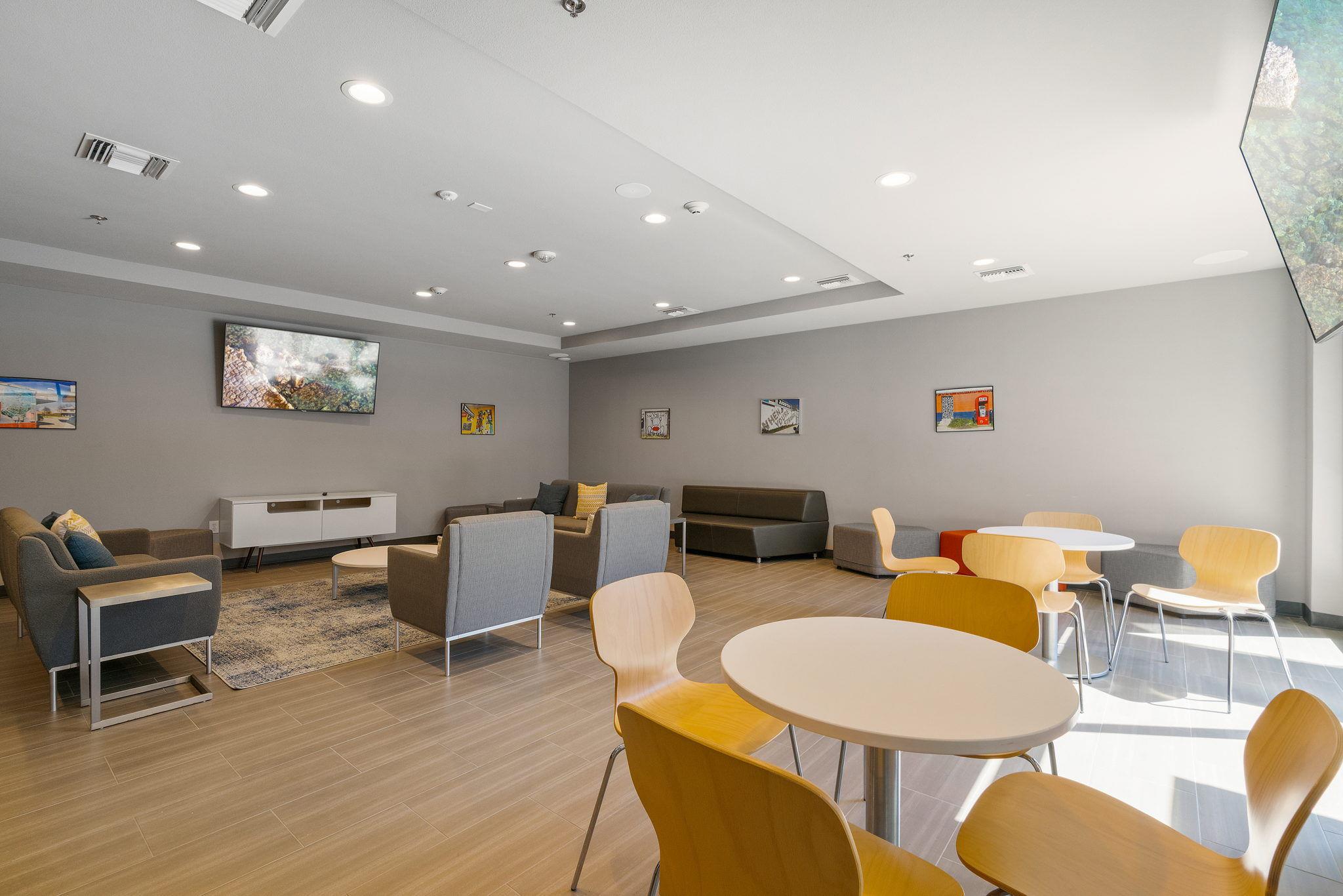 1800 E 4th # 208, Austin, TX 78702