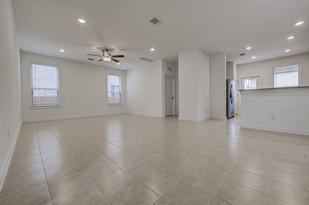 424 Bristlecone Bnd, Liberty Hill, TX 78642