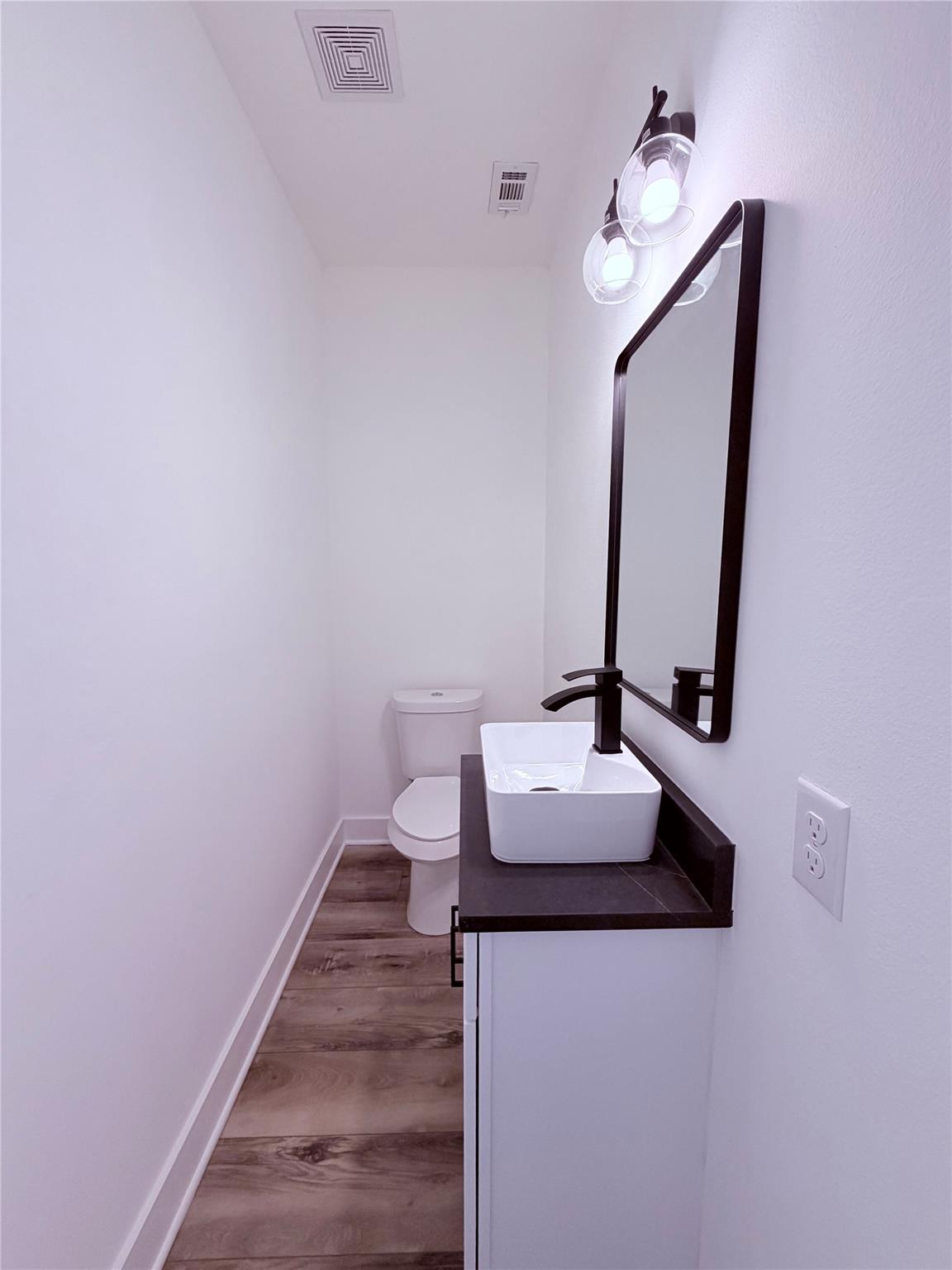 1417 Kramer Ln # 4, Austin, TX 78758