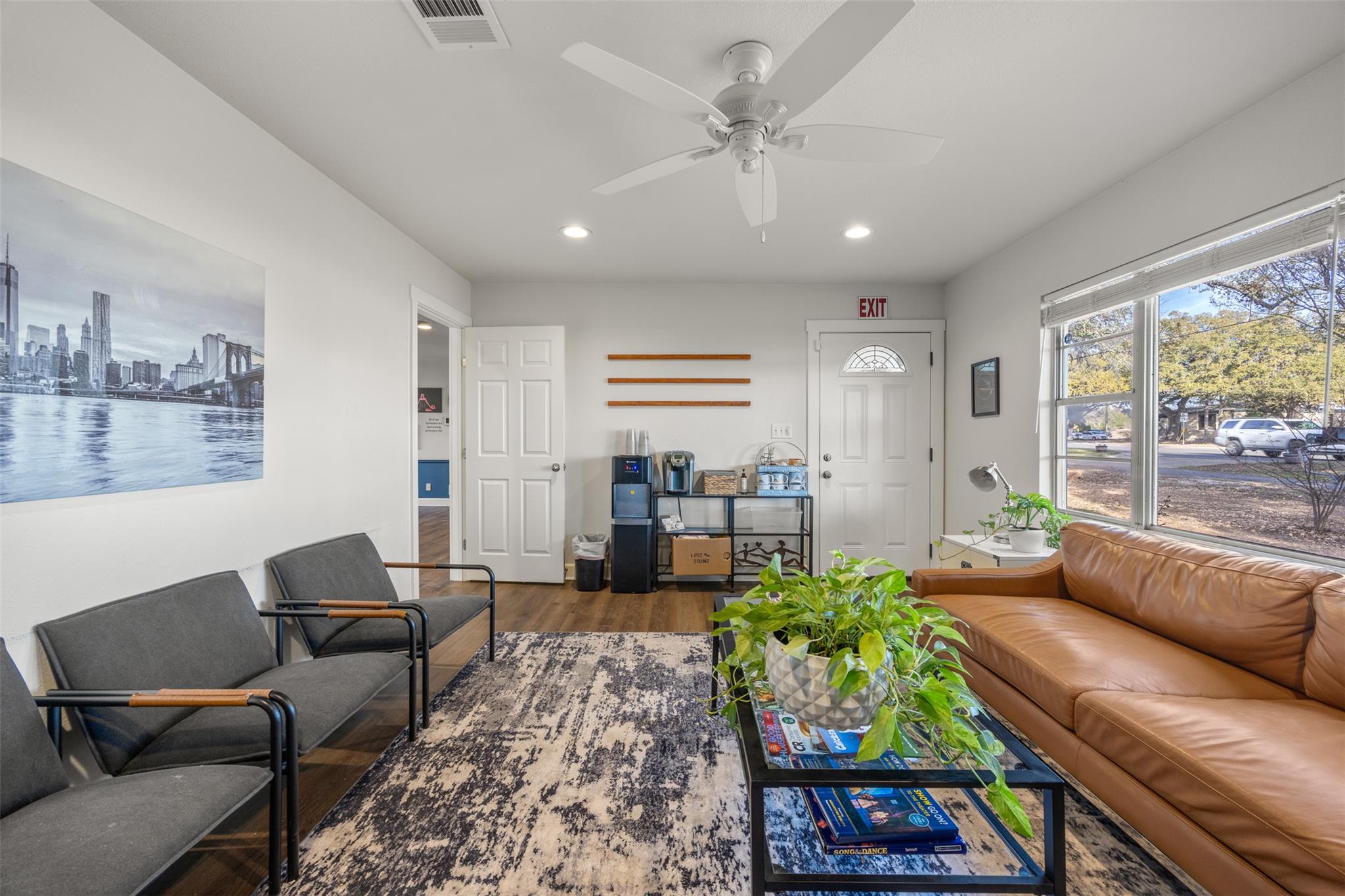 603 W Highway 290 Highway, Dripping Springs, TX 78620