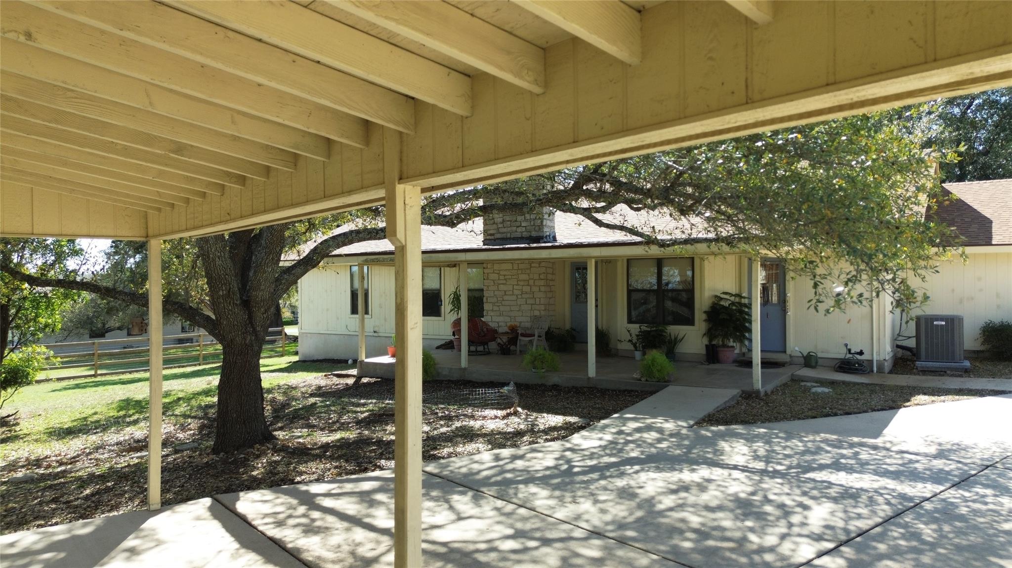 1603 Pin Oak Ln, Round Rock, TX 78681