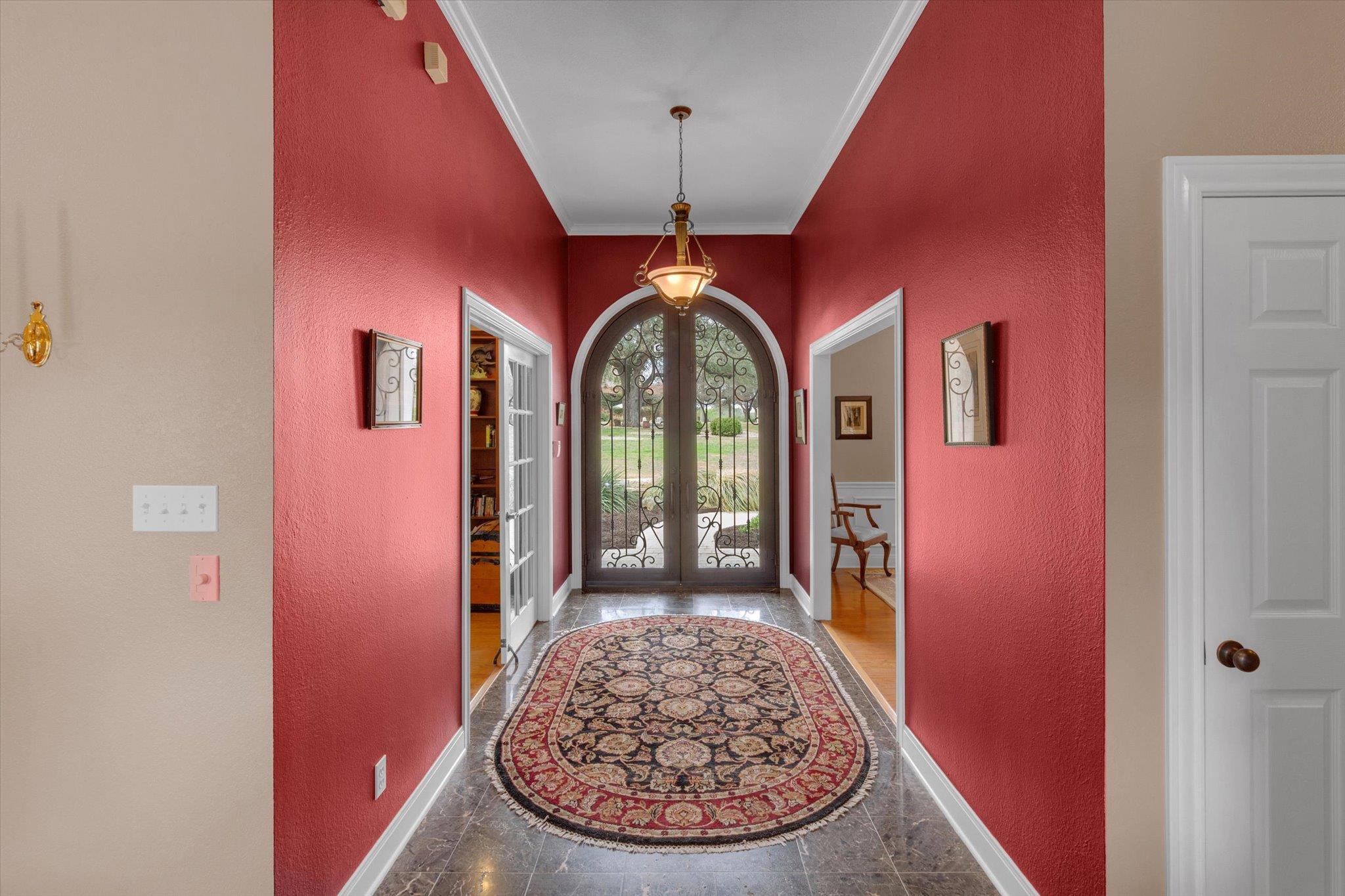 2235 Summit Ridge Dr, San Marcos, TX 78666