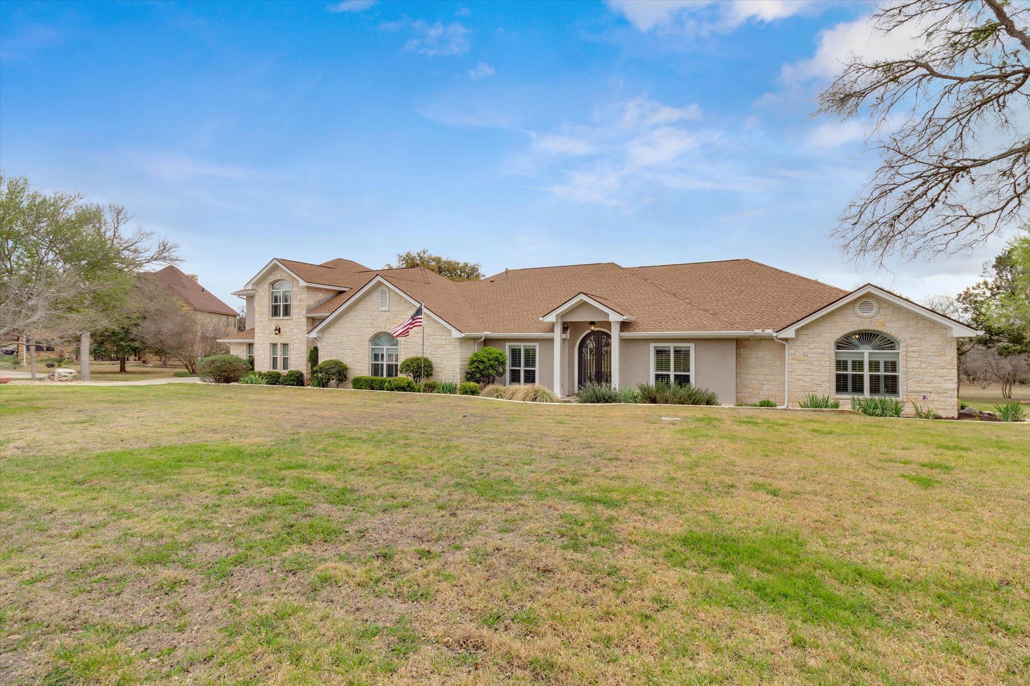 2235 Summit Ridge Dr, San Marcos, TX 78666