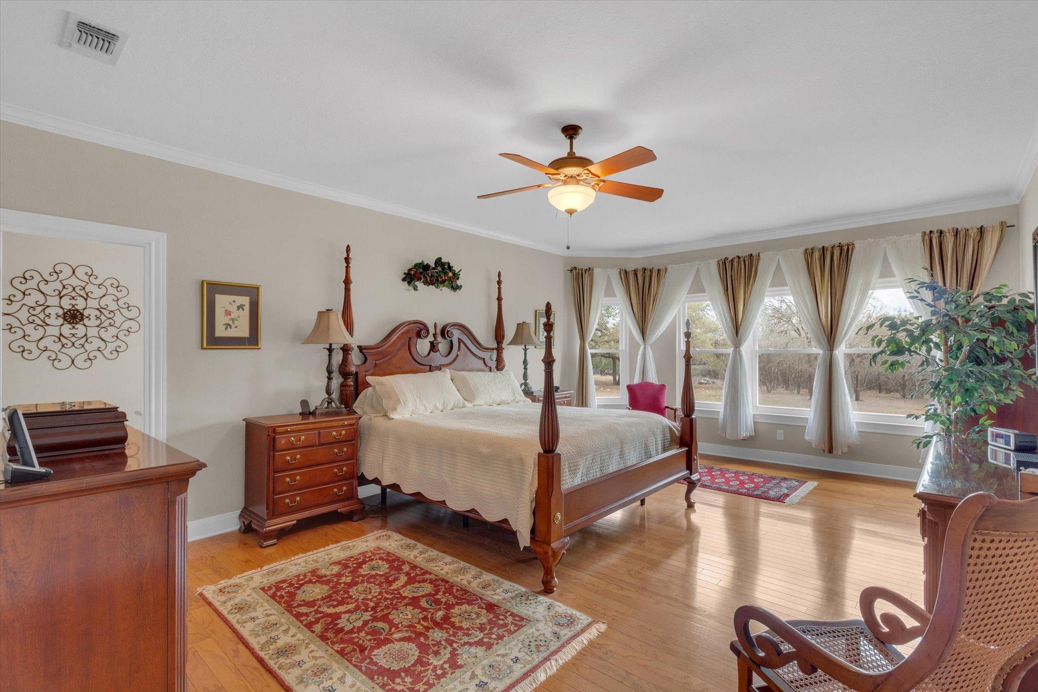 2235 Summit Ridge Dr, San Marcos, TX 78666