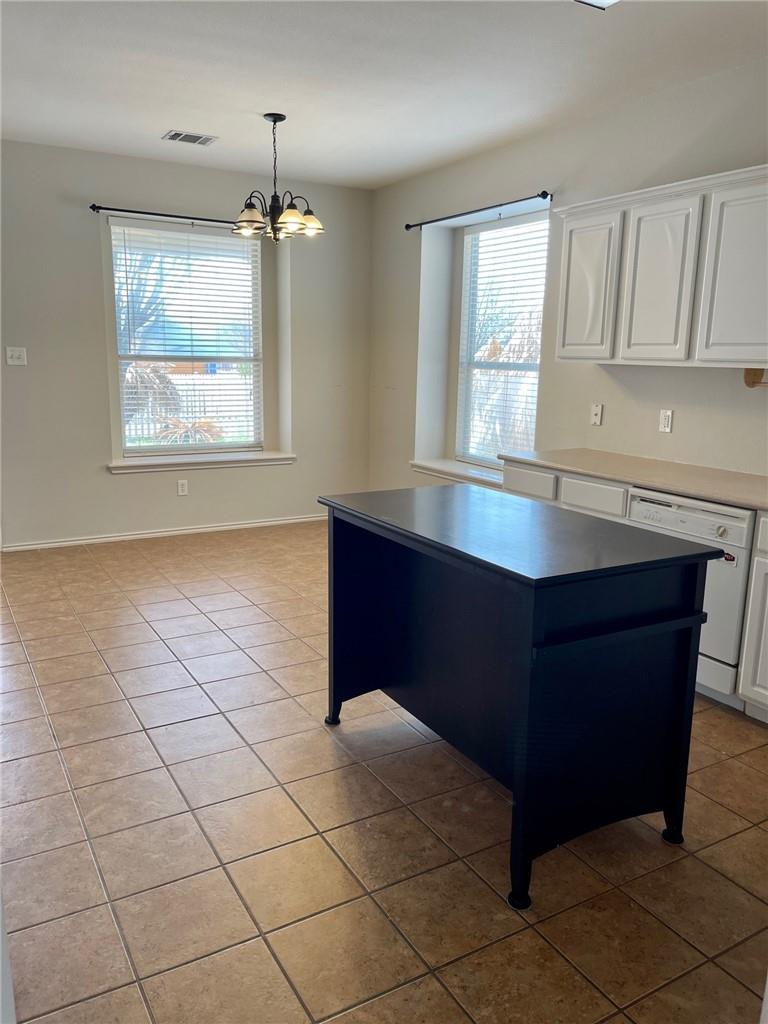 161 Strawn, Kyle, TX 78640